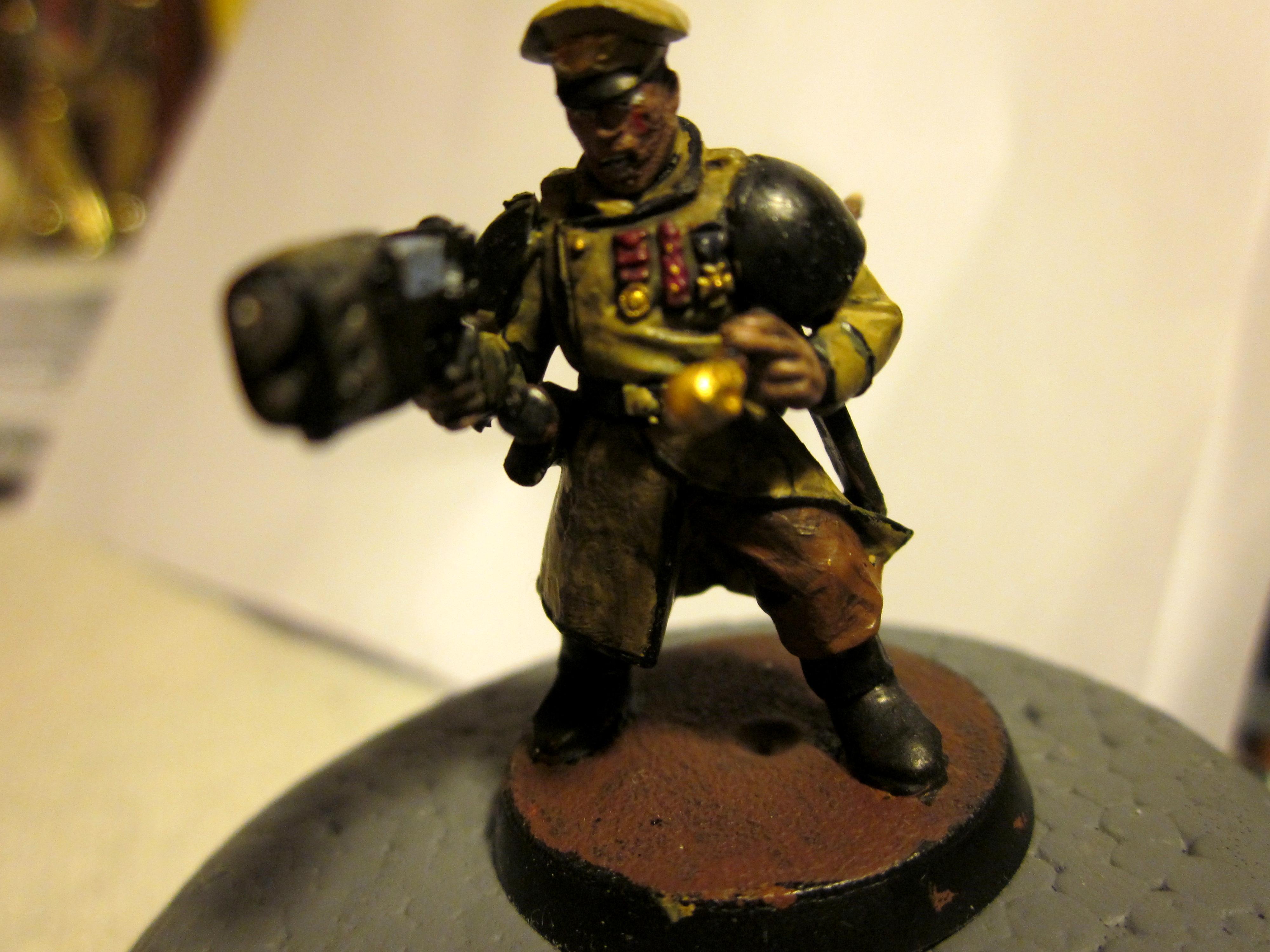 Command Squad, Officer, Plasma Gun