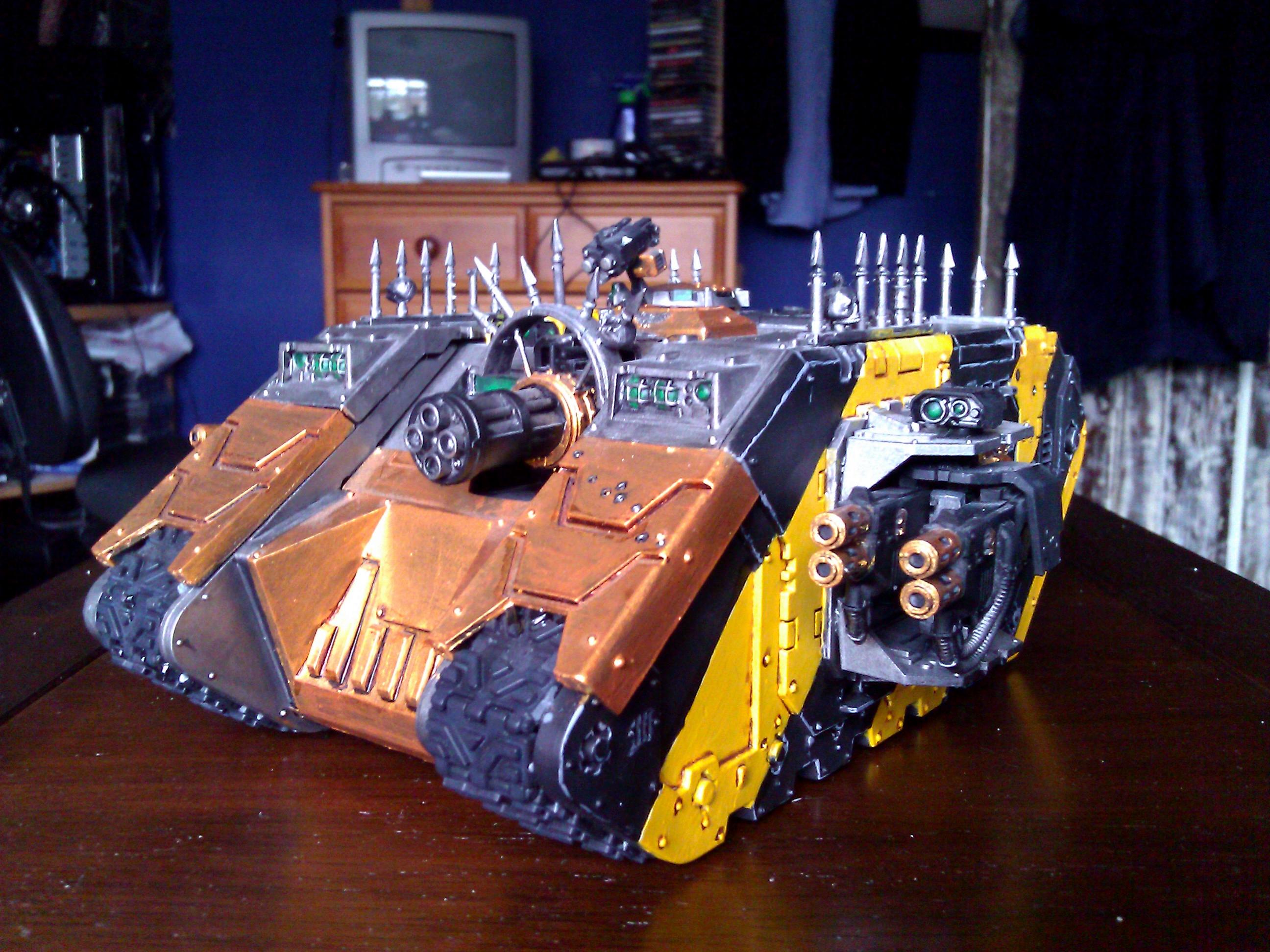 Chaos, Iron Warriors, Land Raider