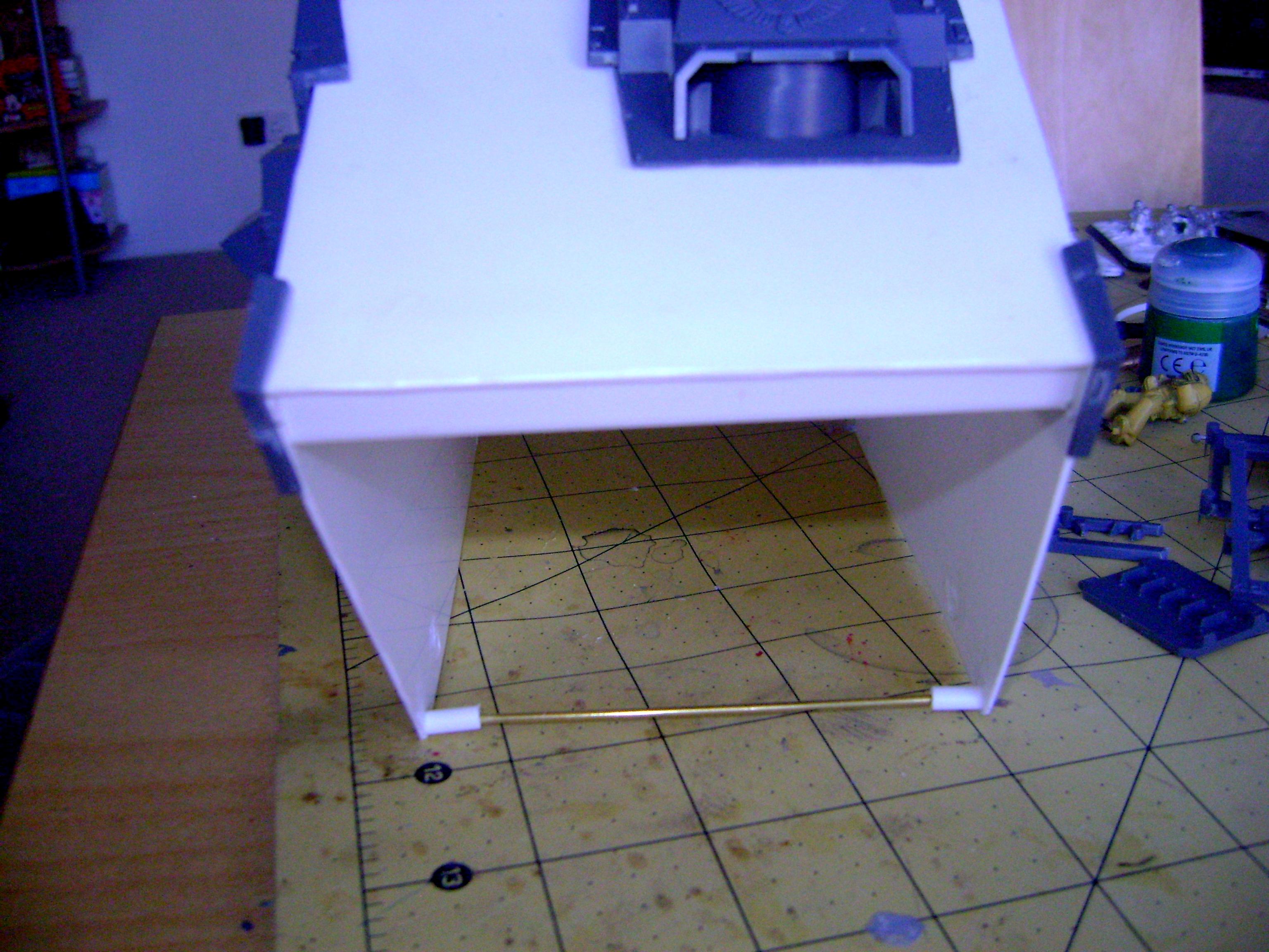 Front  angle of hinge