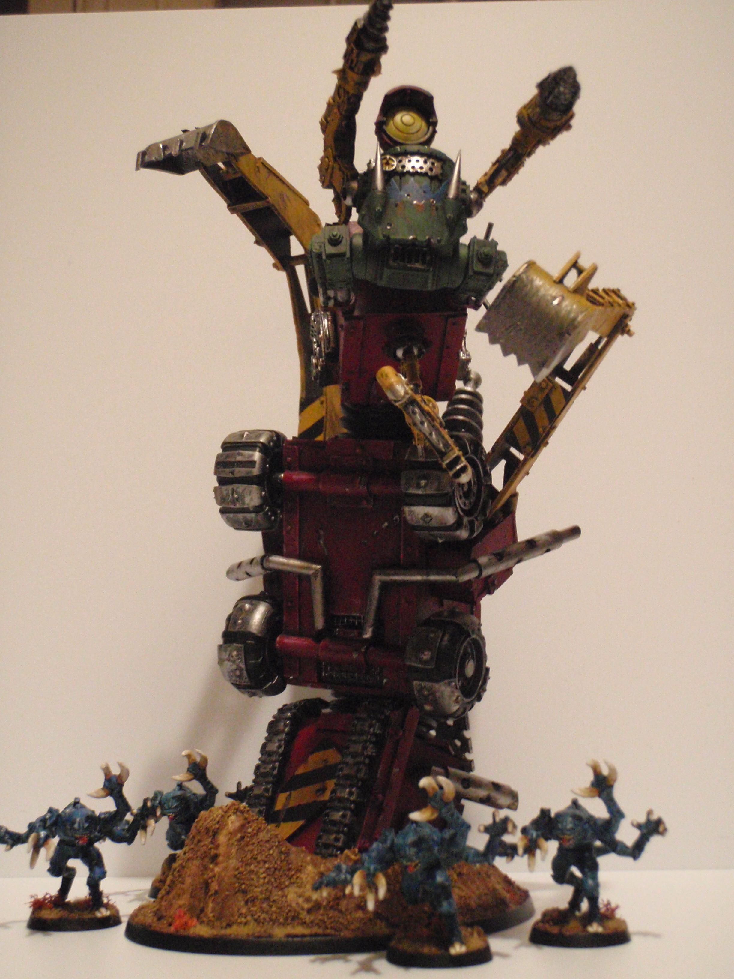 Orks; Warhammer 40k, Greensteela Kult Digga Train w/ Greensteelas for scale