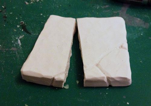 Dungeon, Plaster, *Snap!*