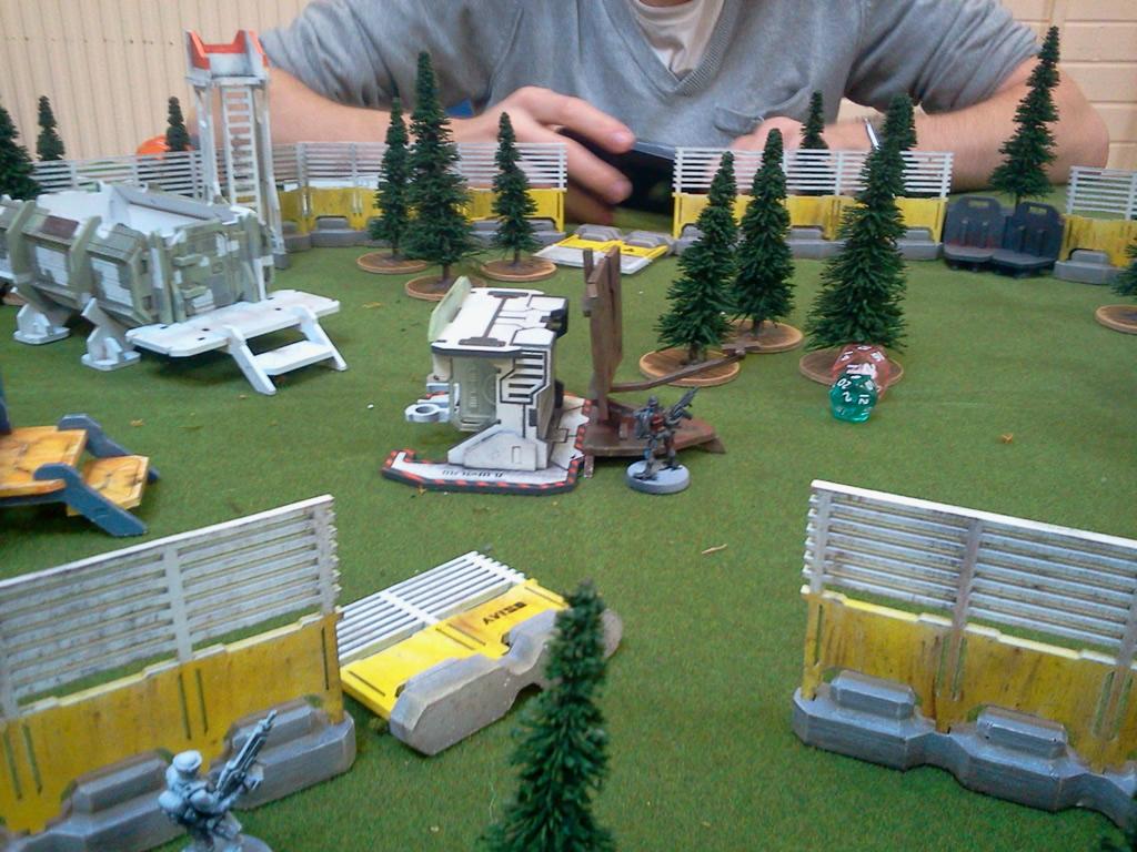 My trooper rushes for the objective. I get the bomb planted, but Ed takes her out then defuses it! >:(