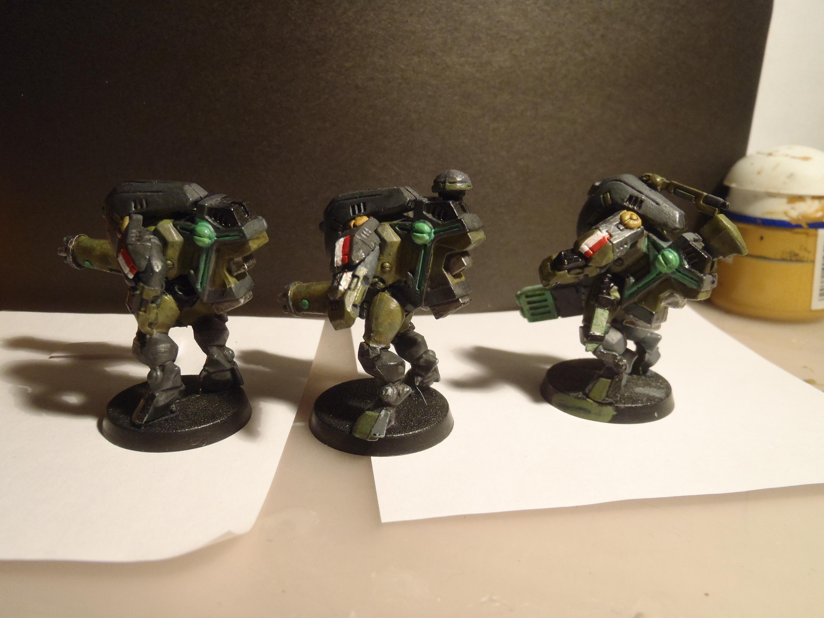 Stealth Suit, Tau