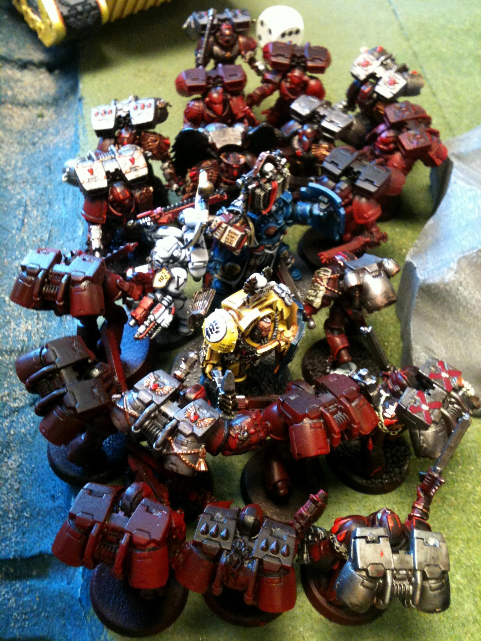 Lysander and his remaining force making a last stand vs a red tide of blood angels