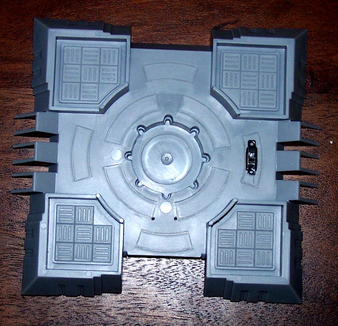 Monolith, Necrons, Base of Monolith with switch