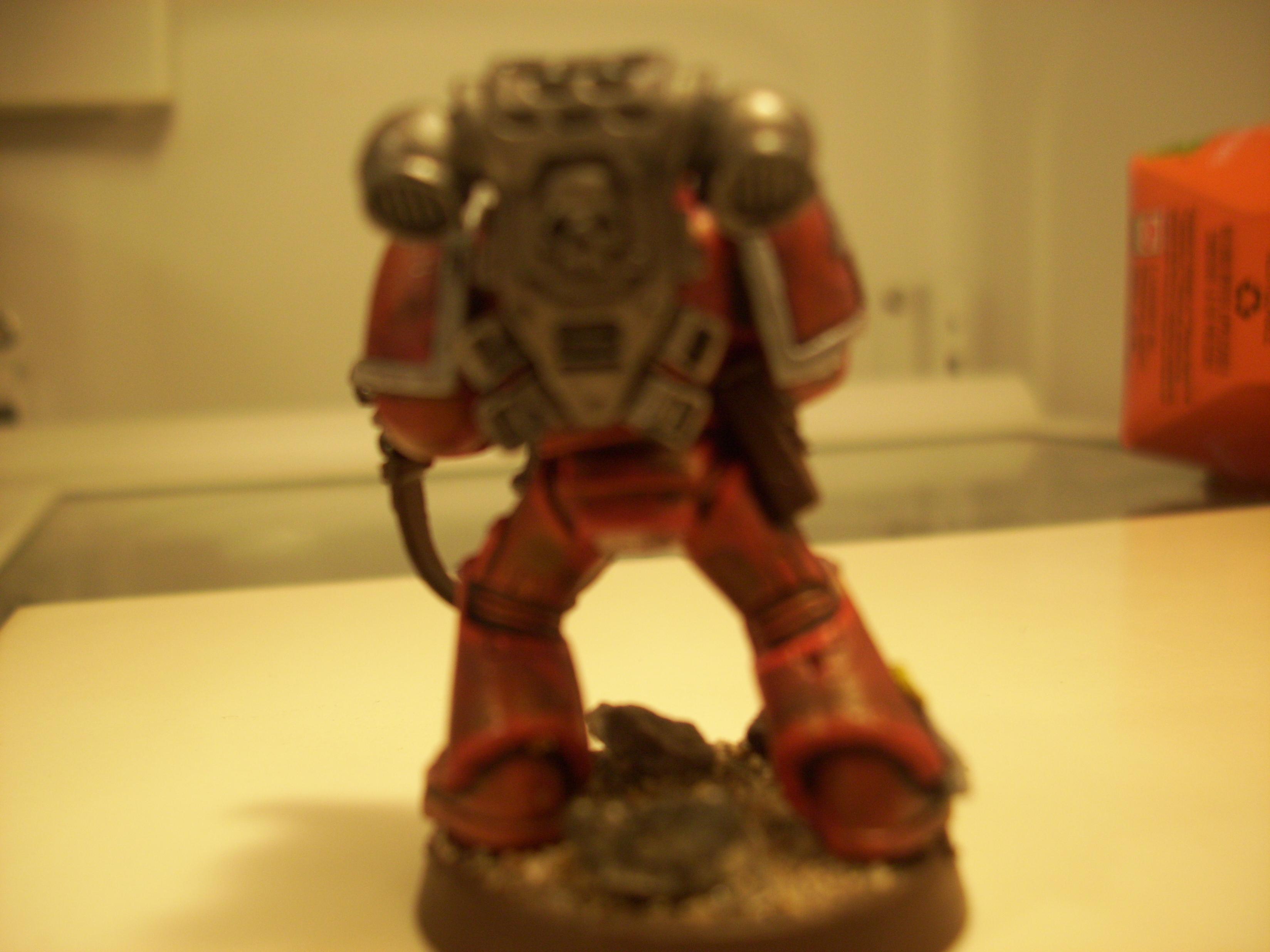 Blood Angels, Blood Angel with bolter from behind