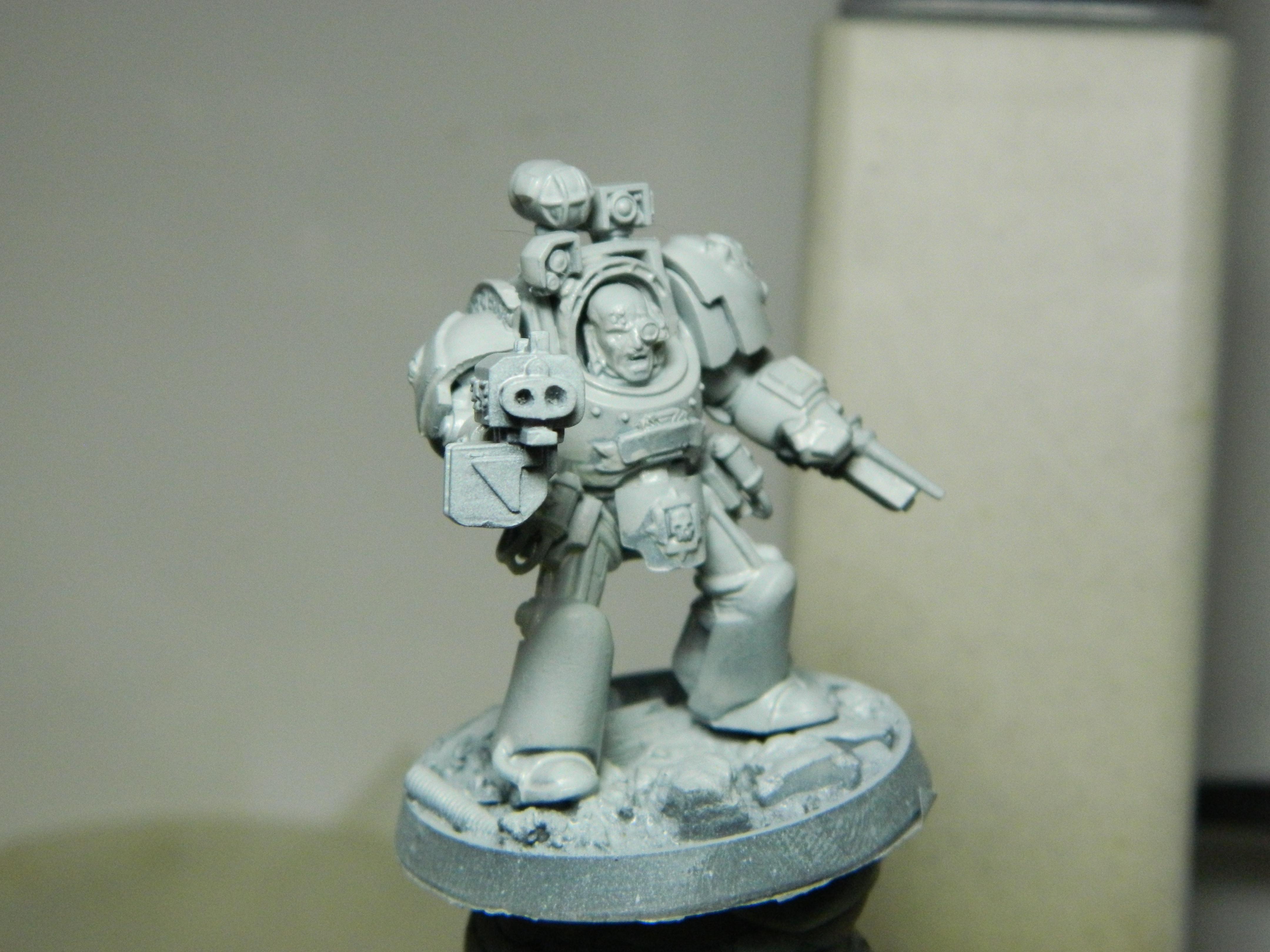 Apothecary, Command Squad, Terminator Armor
