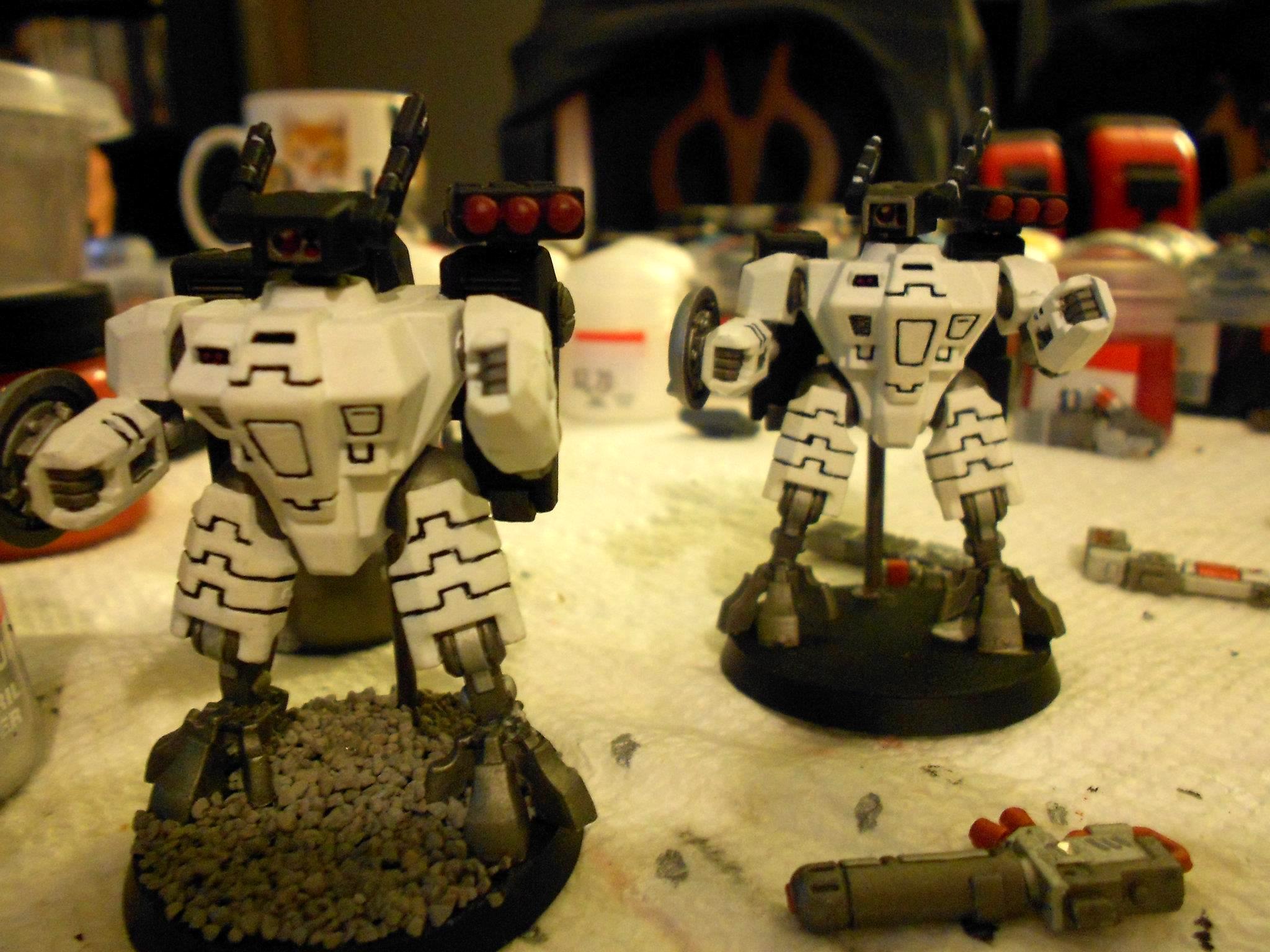 Black, Black And White, Fire Warriors, Hammerhead, Monochrome, Stealth Suit, Tank, Tau, White, Xv15, Xv22, XV8, Xv88