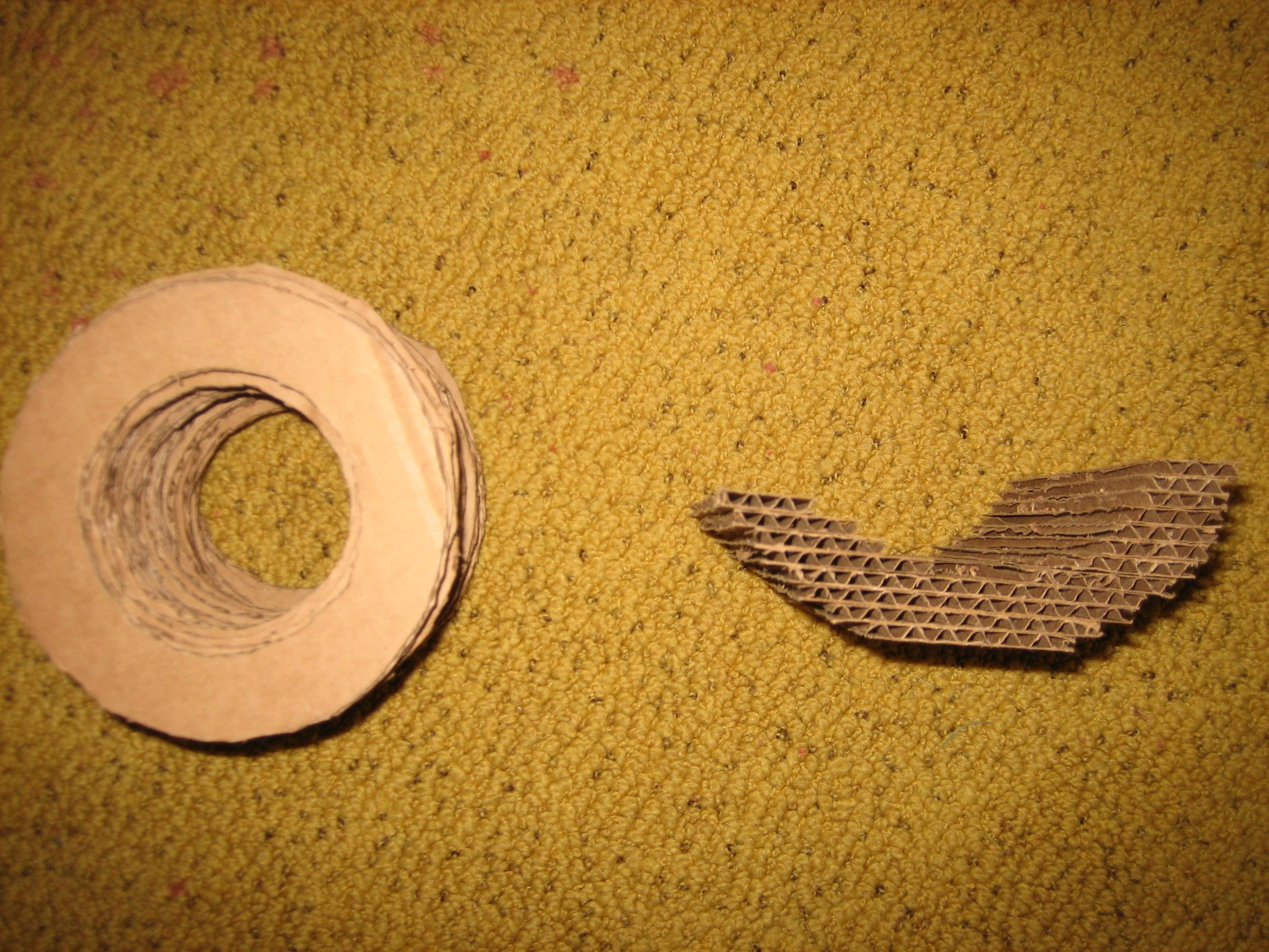 Armor, Cardboard, Half-ish bracer compared to Ring-bracer