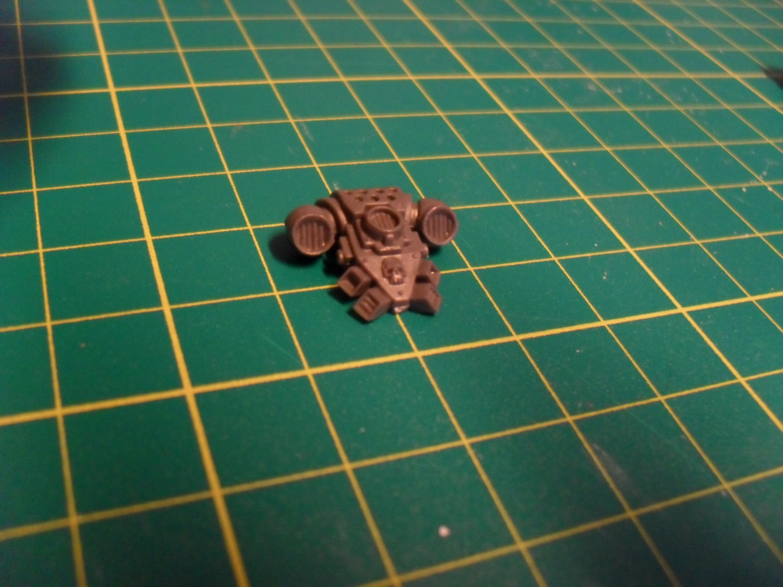 Its time to bring in the sacrificial Power pack (this one was gleaned from a devastator squad) 