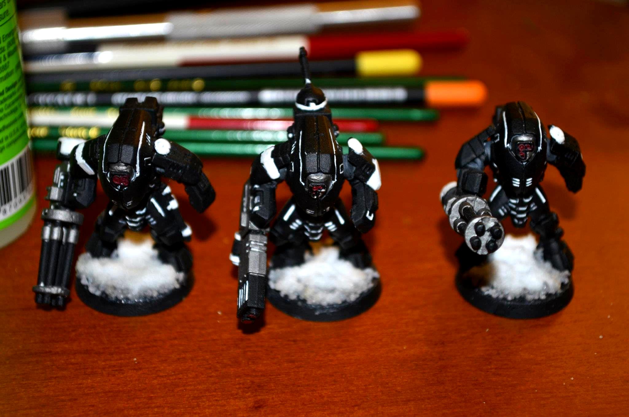Stealthsuits, Tau