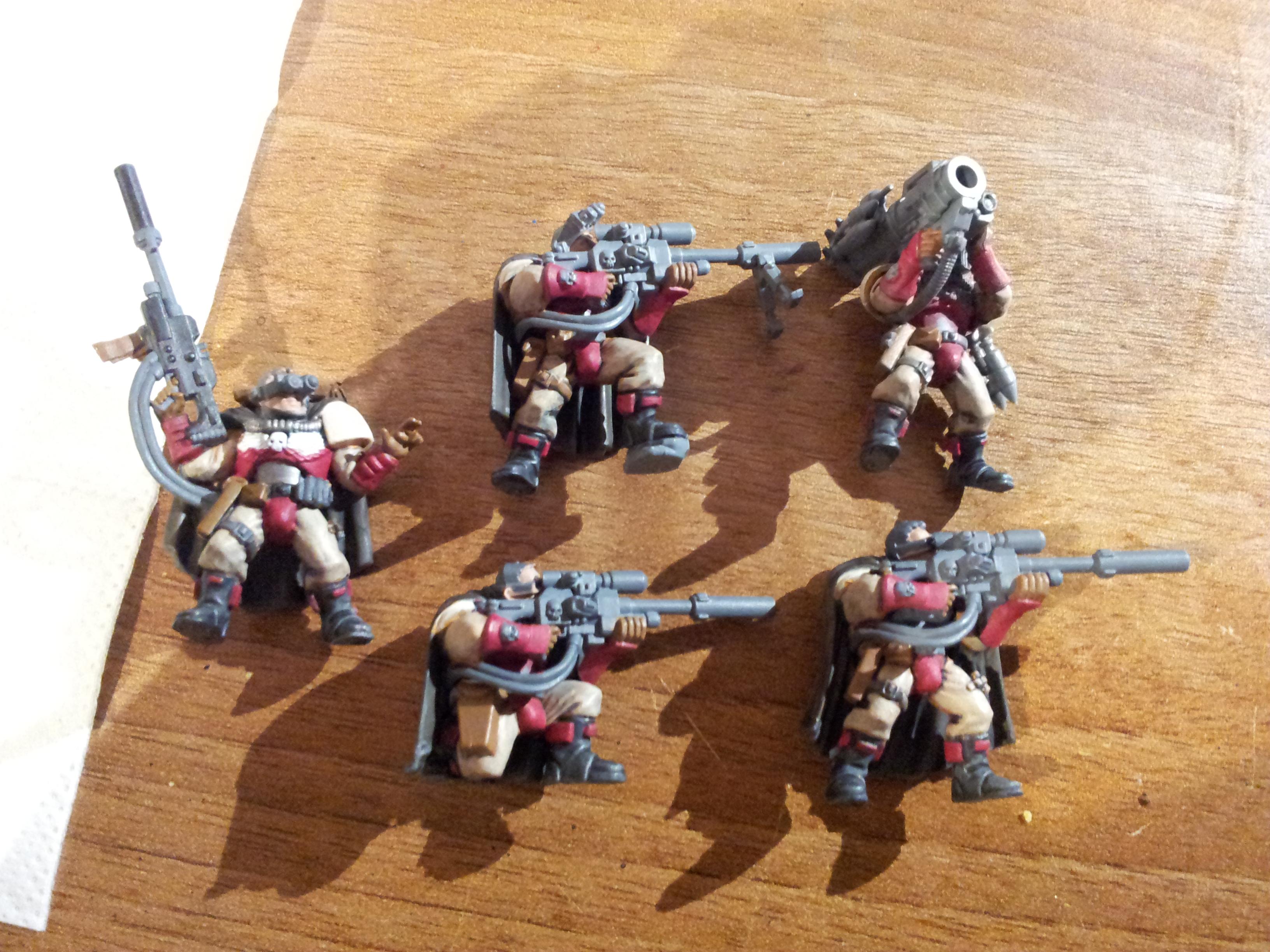 full squad of scouts with camo cloaks