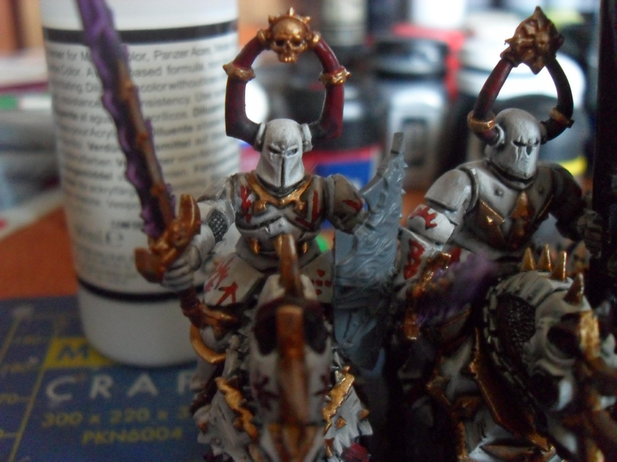 Chaos knights of Tzeentch close up 1