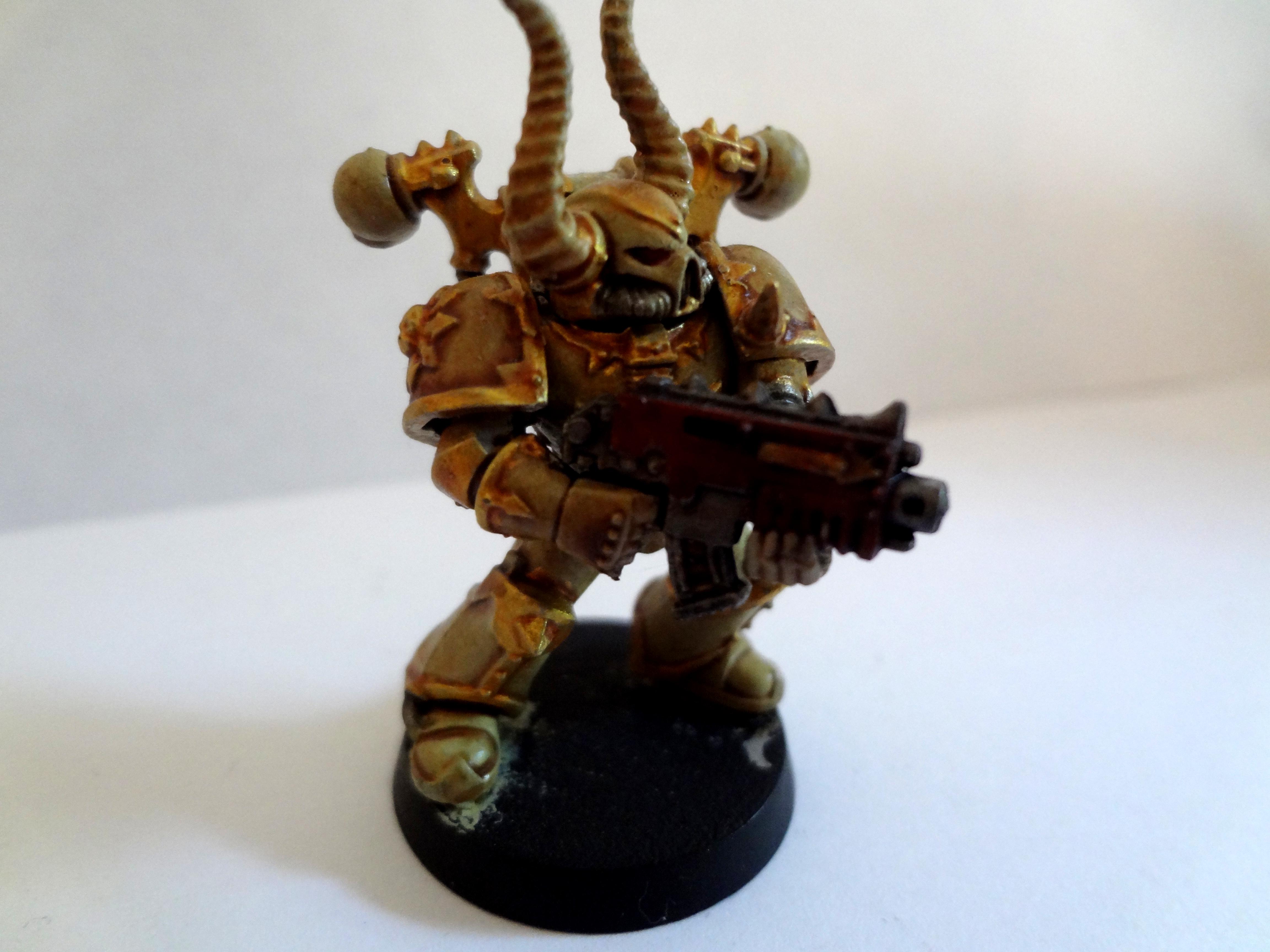 Bolter, Chaos, Chaos Space Marines, Space Marines