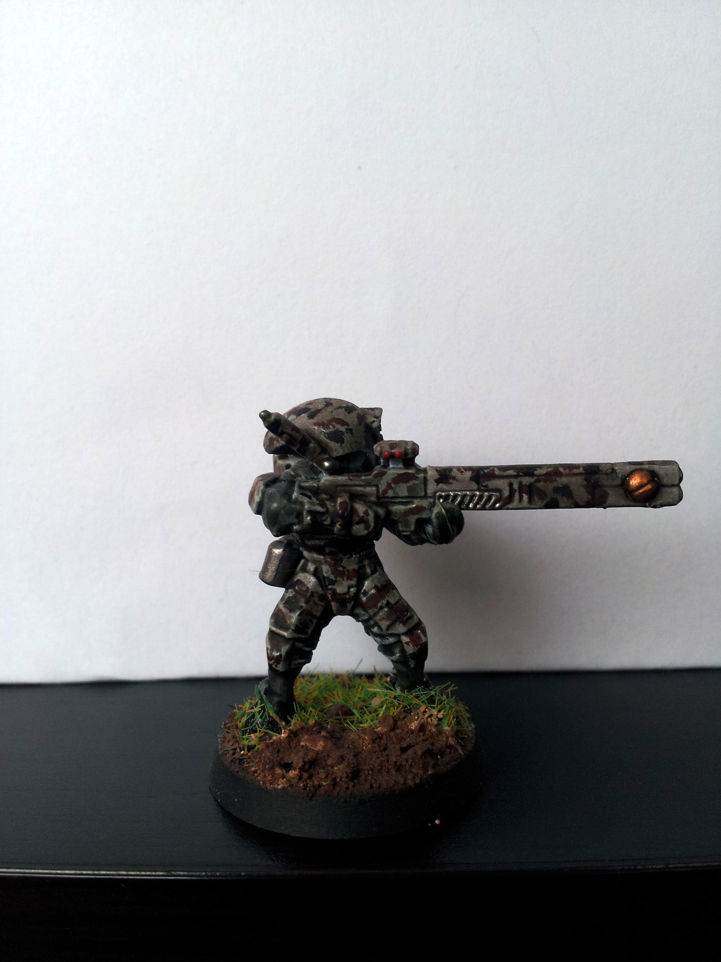 Tau, Tau Camo