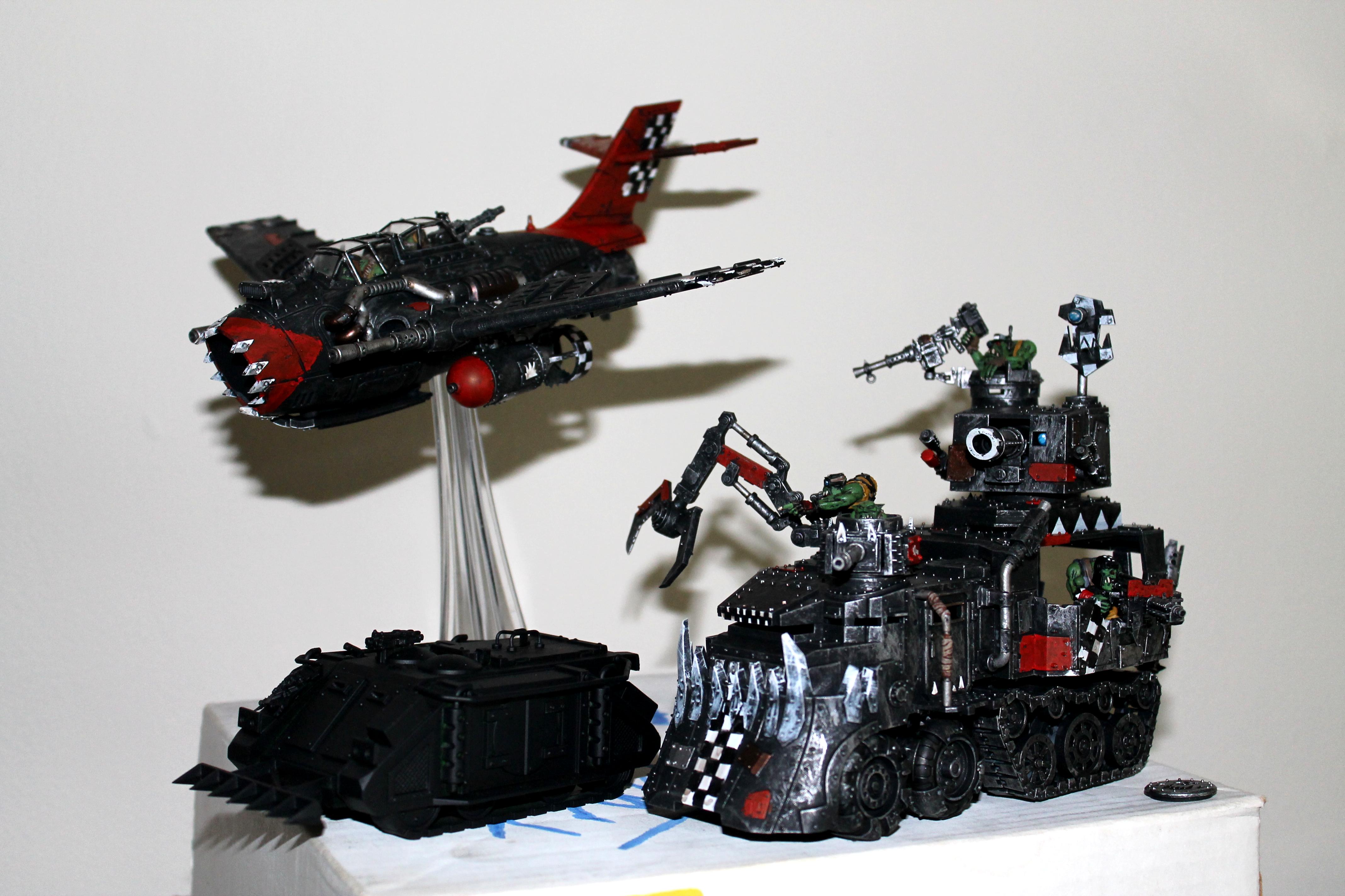 Battlewagon, Bommer, Classic Rhino, Orks, Size Comparison, Warhammer 40,000