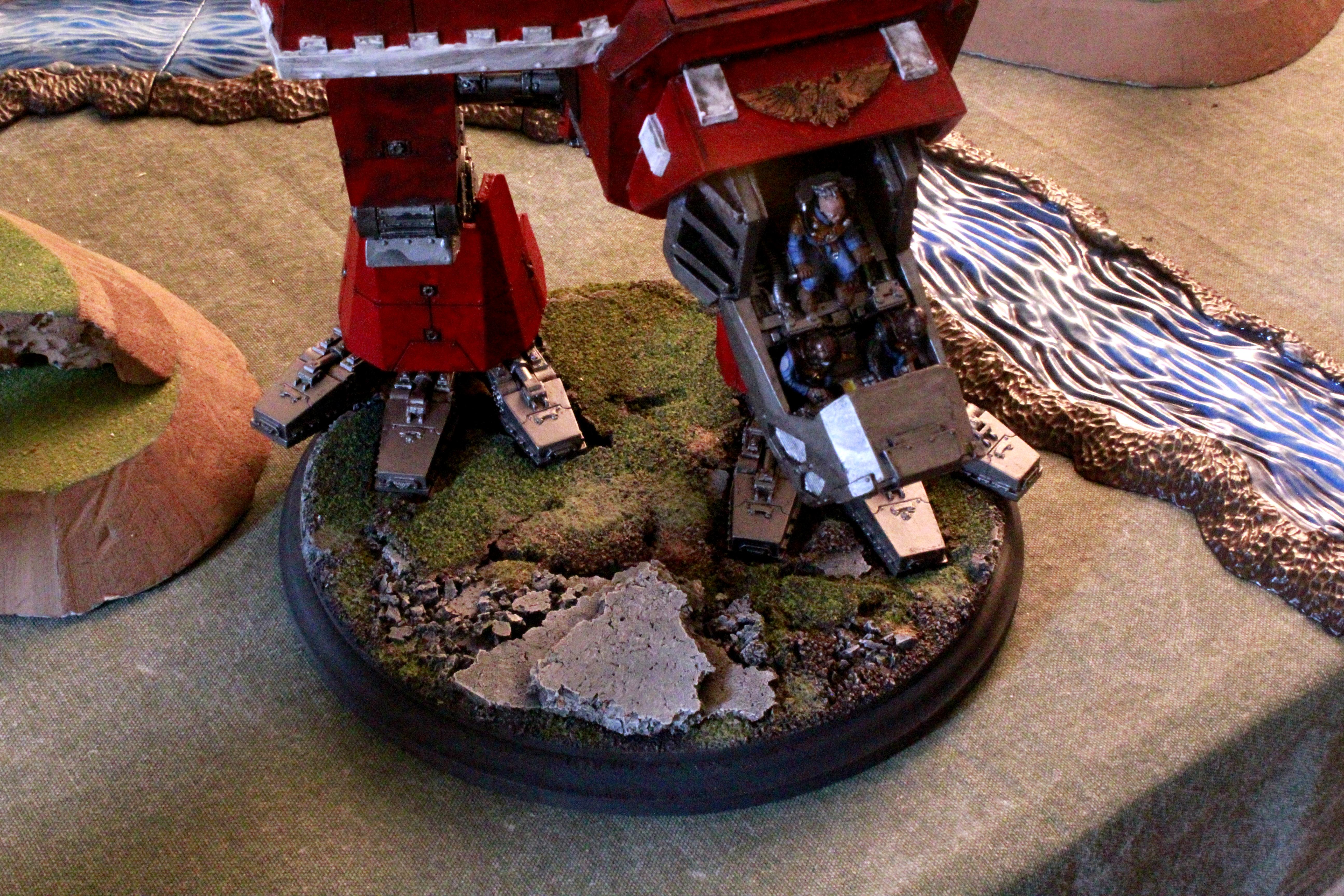 Tau, Warhound