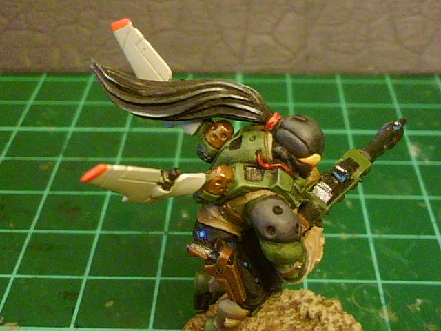 Female Ragik HMG top closeup
