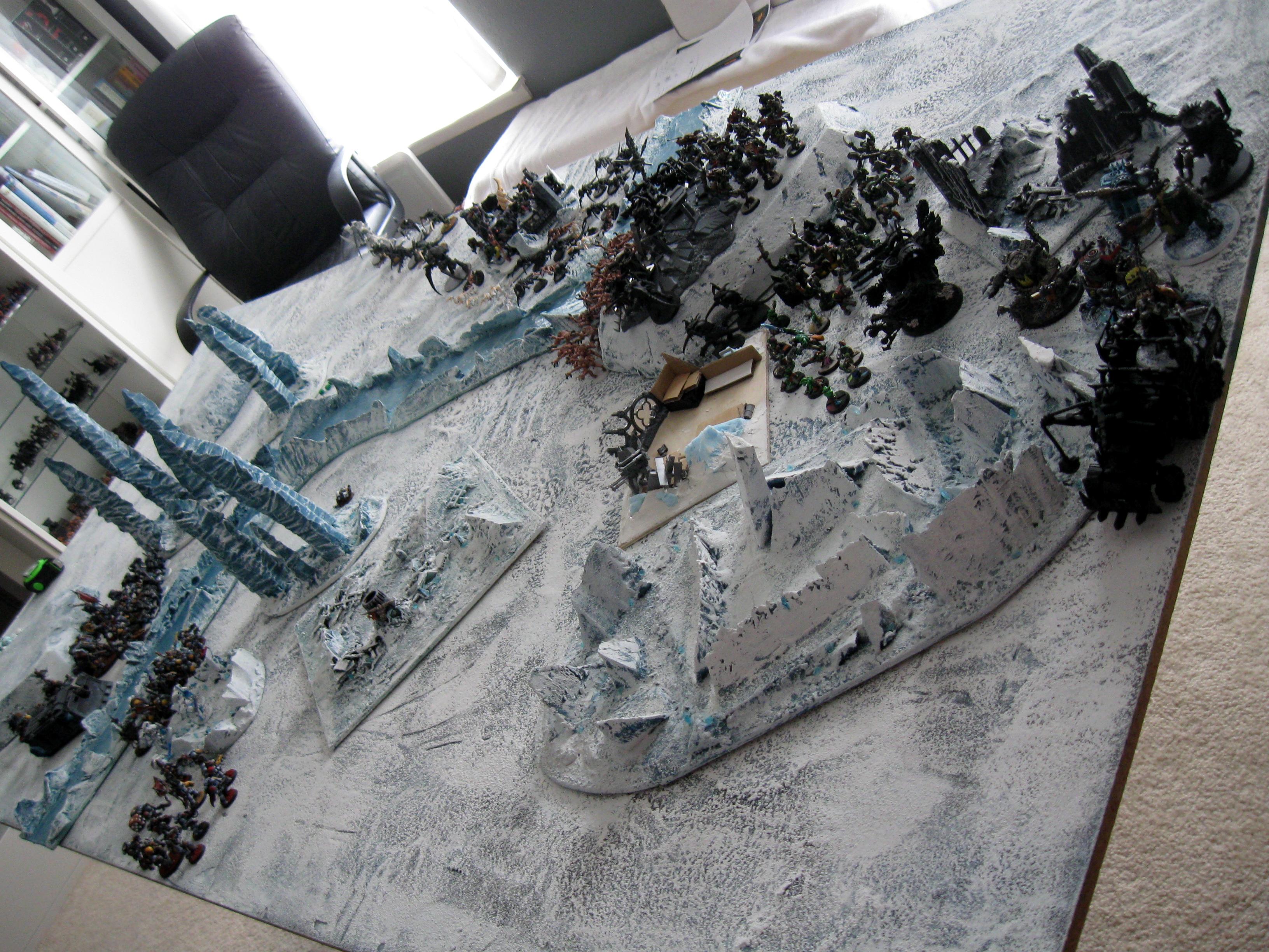 Battle, Ice Angels, Orks, Space Wolves, Tyranids