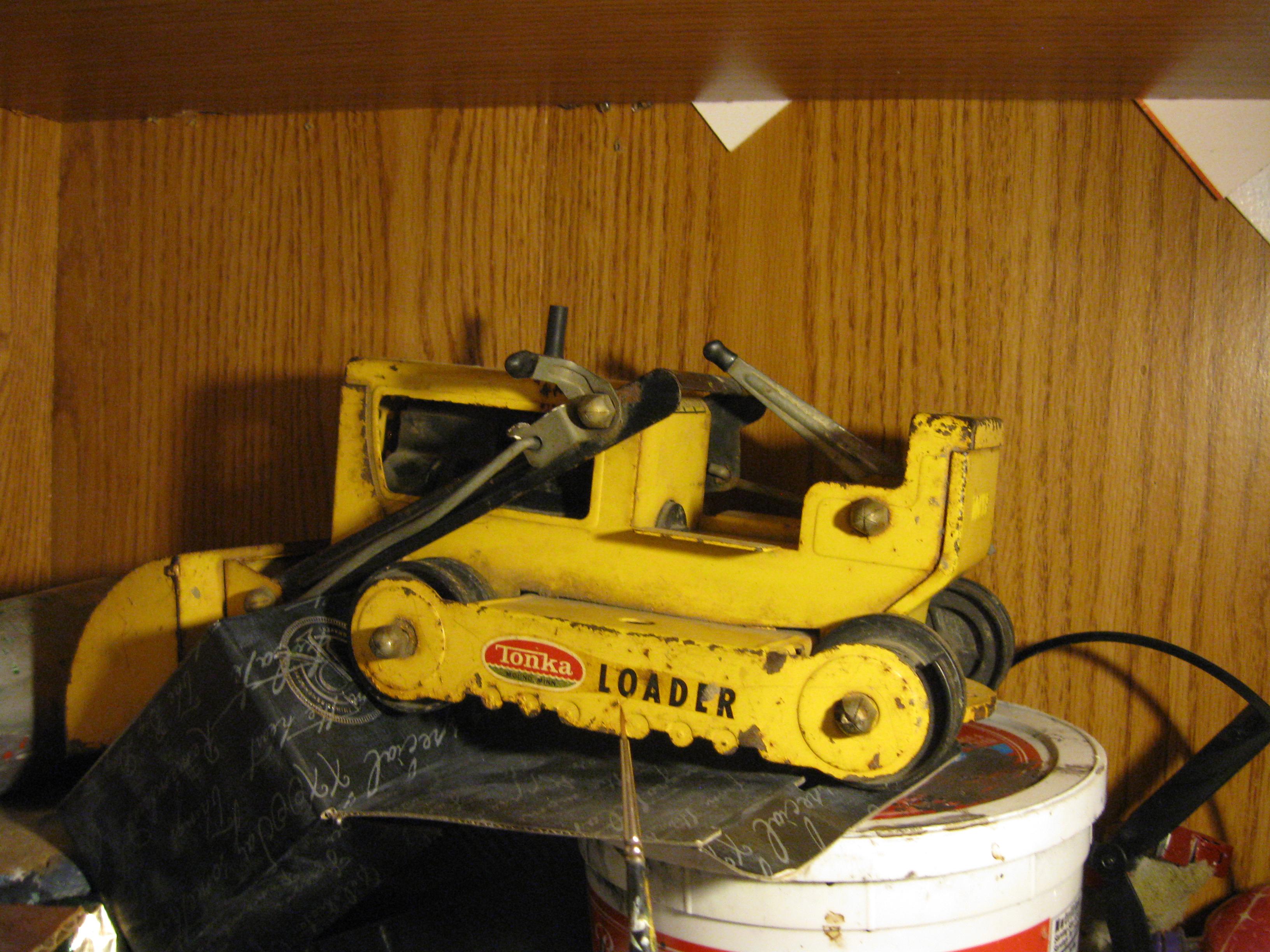 Got this at goodwill: It will be a rust study, and maybe a project to build replacement parts for it