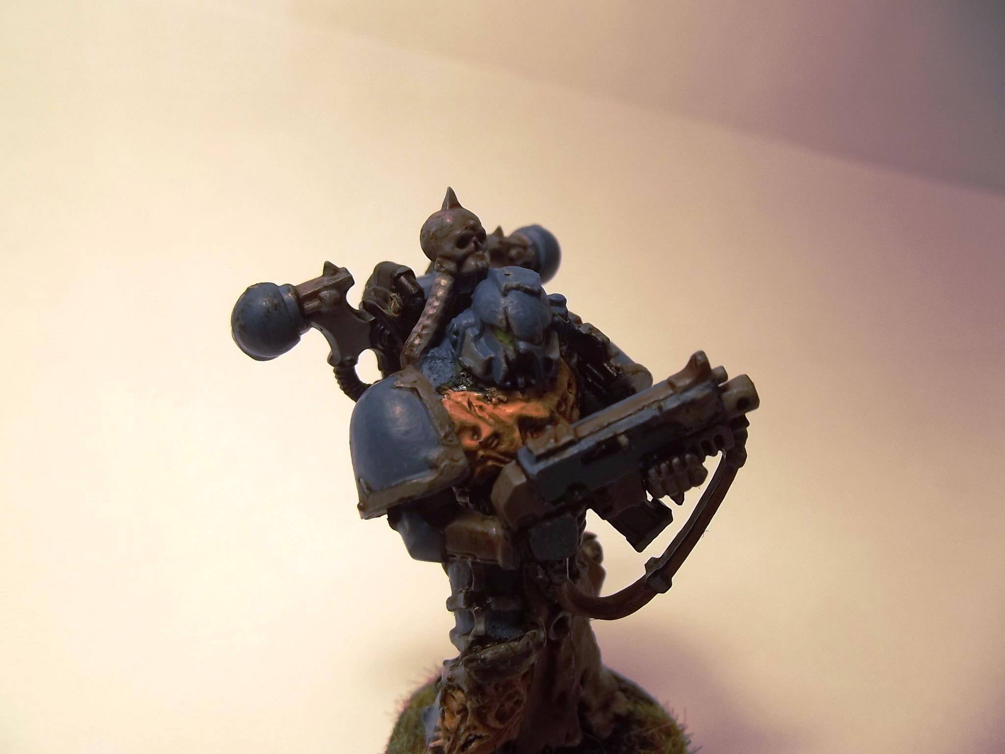 Chaos Space Marine 