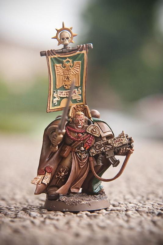 Space Marines Captain Outdoor