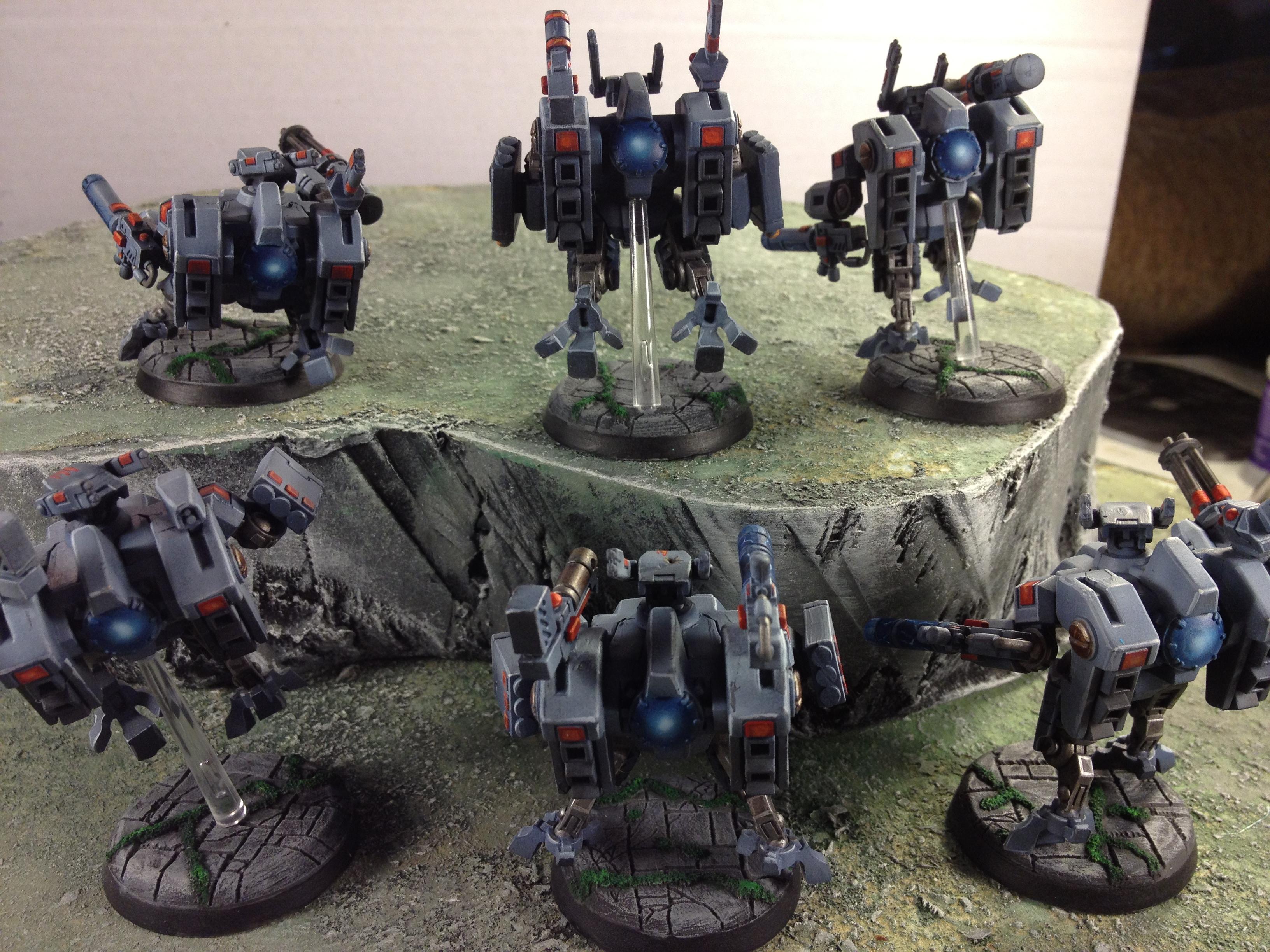 Crisis Battlesuit, Tau
