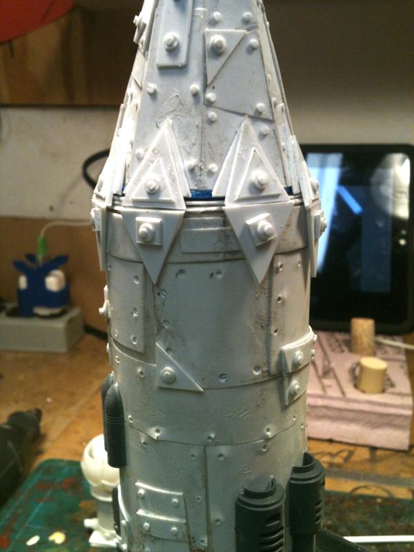 Some close ups of the rivets. I tried something new and did a reverse rivet... me likey :)