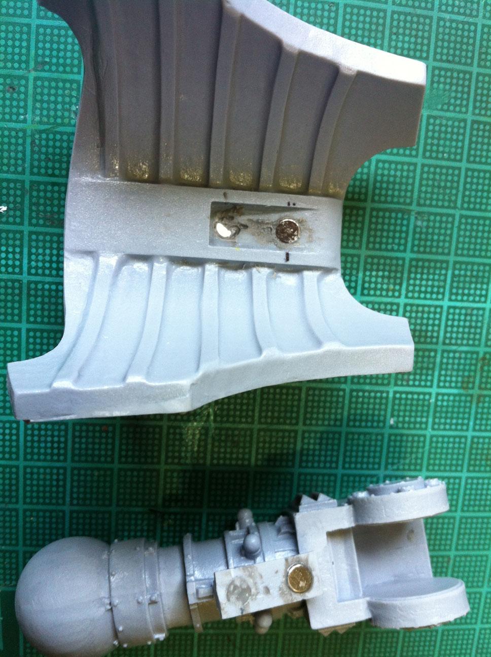 Titan, Warhound, Magnetised Shin Armour