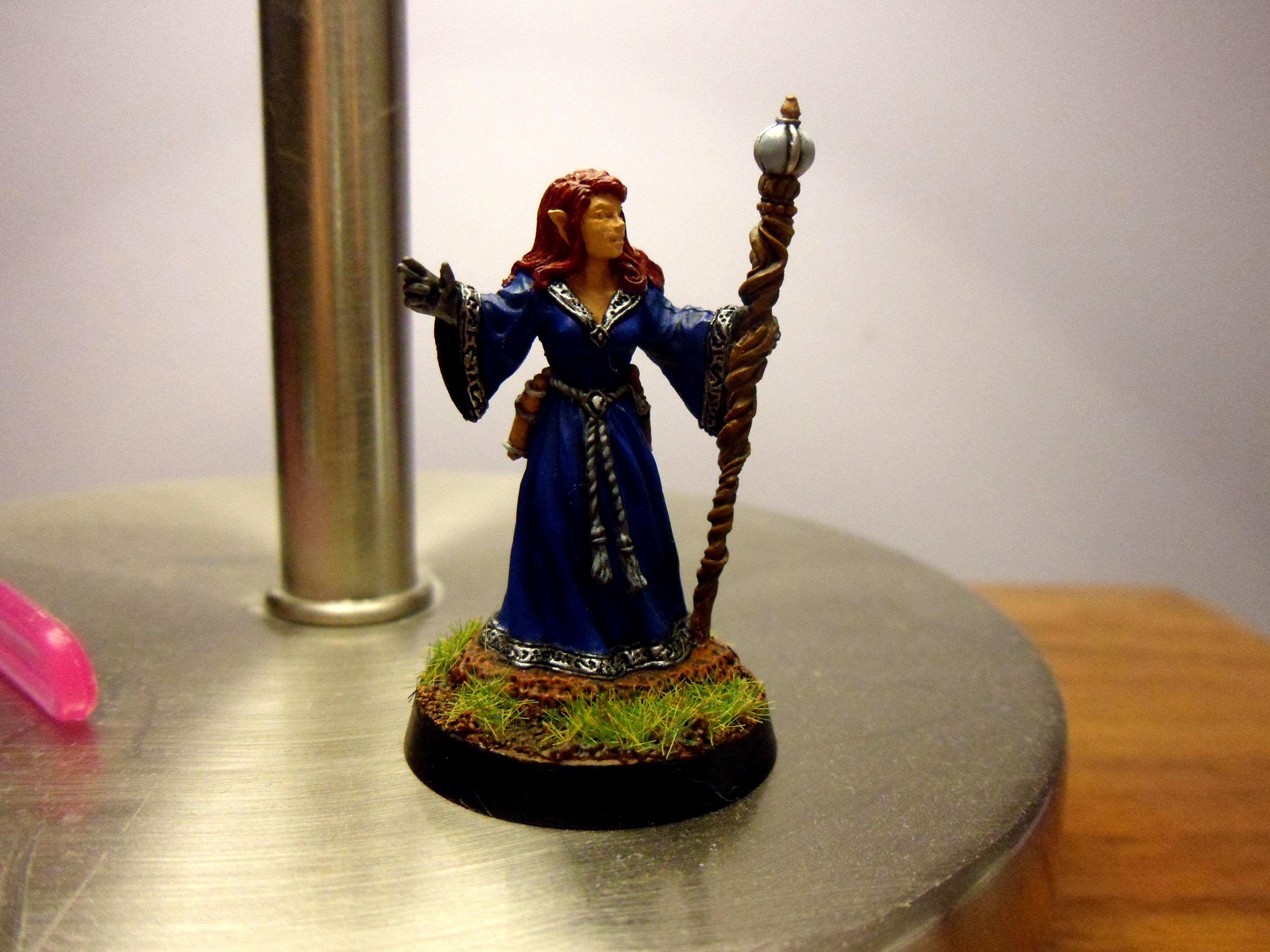 Elven Mage - Christmas Present