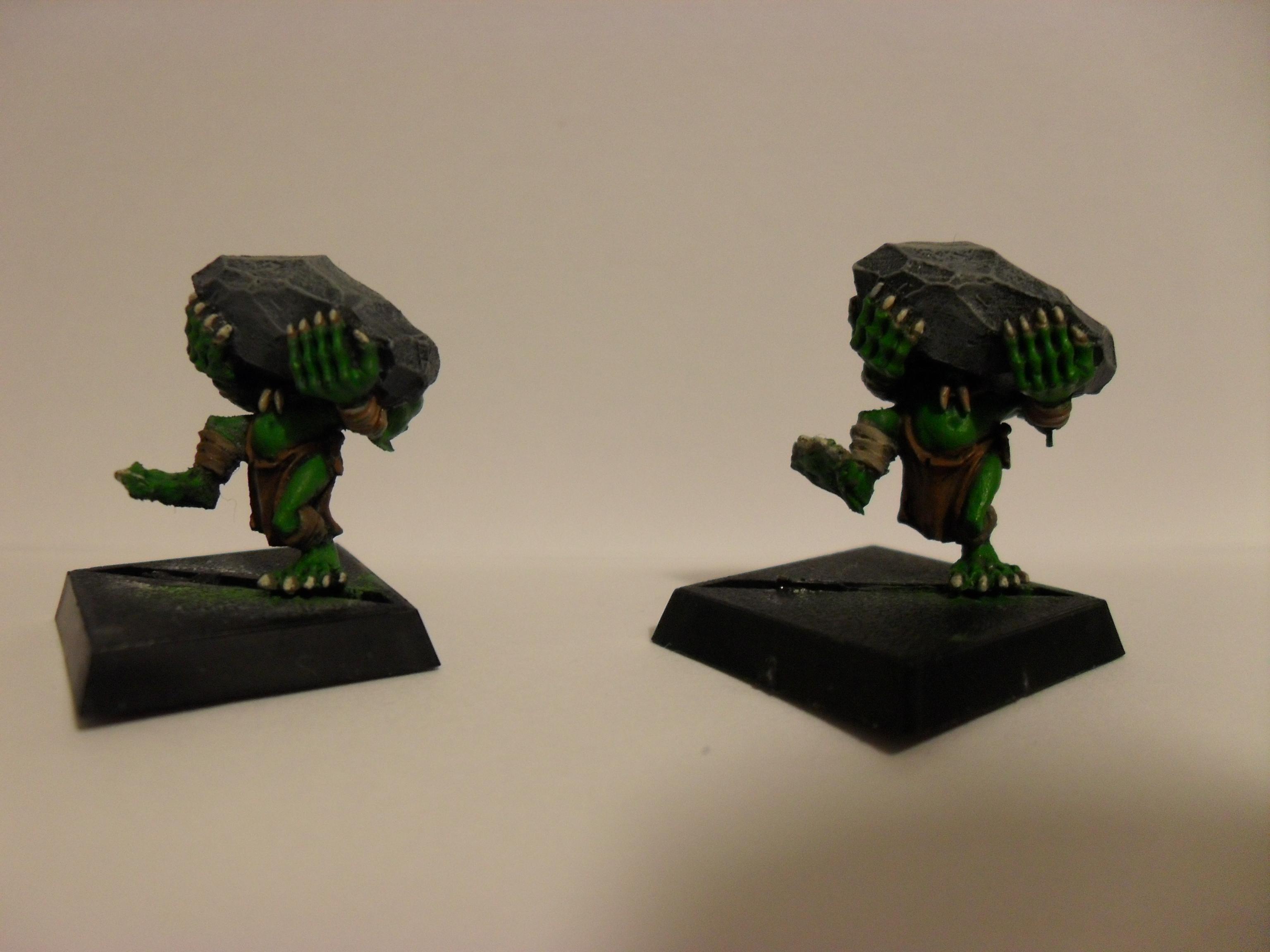 Stone thrower crew 6