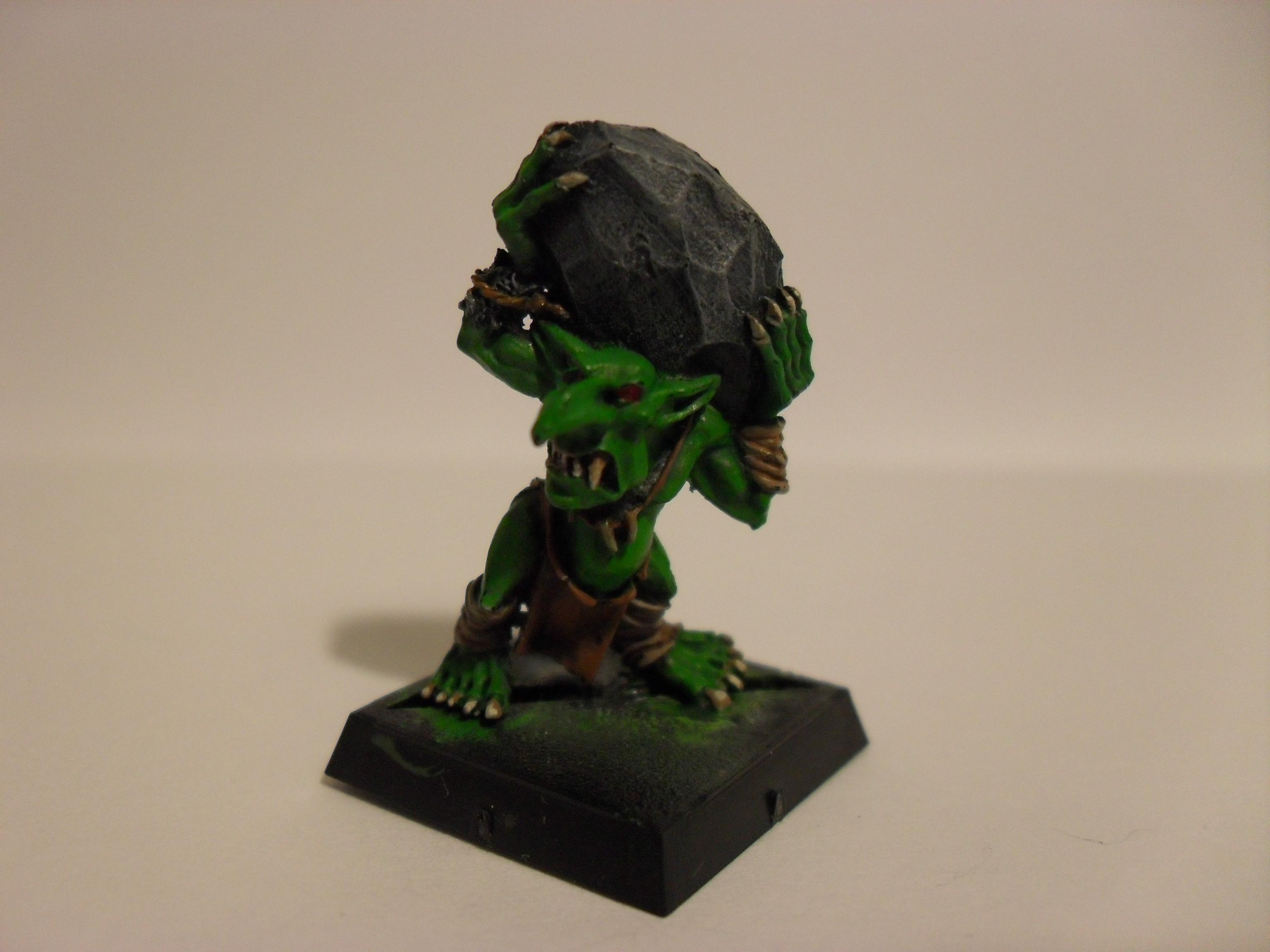 Stone thrower crew  10