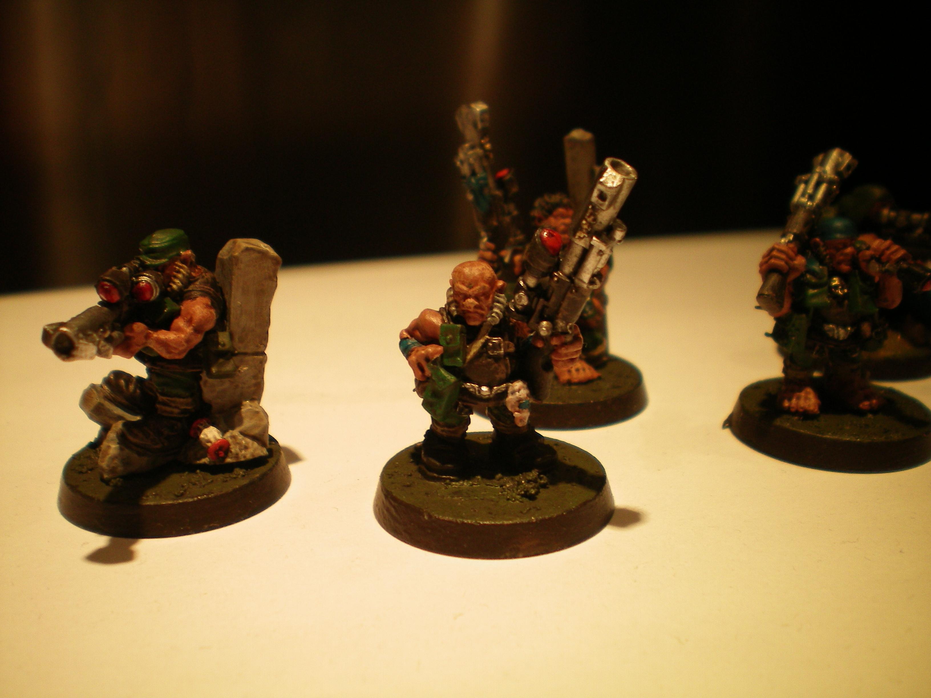Squats, Ratling squad