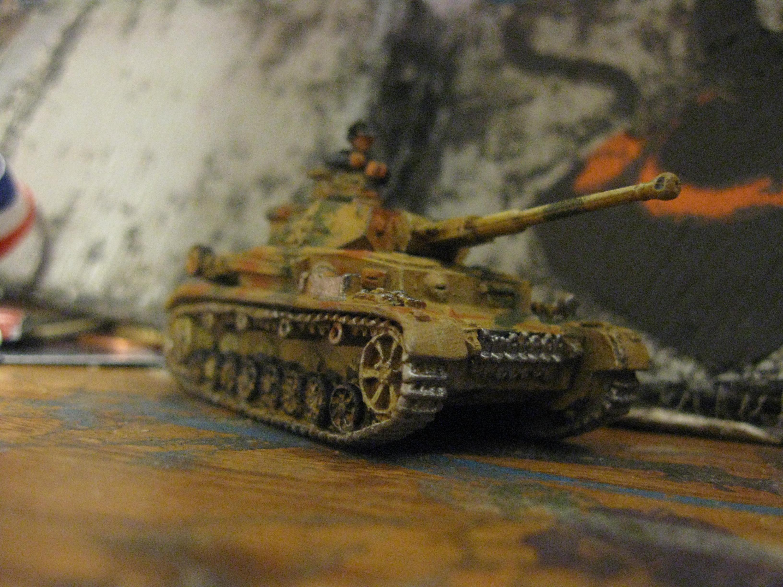 panzer IV-f2. this is the first tank for fow that I painted. 