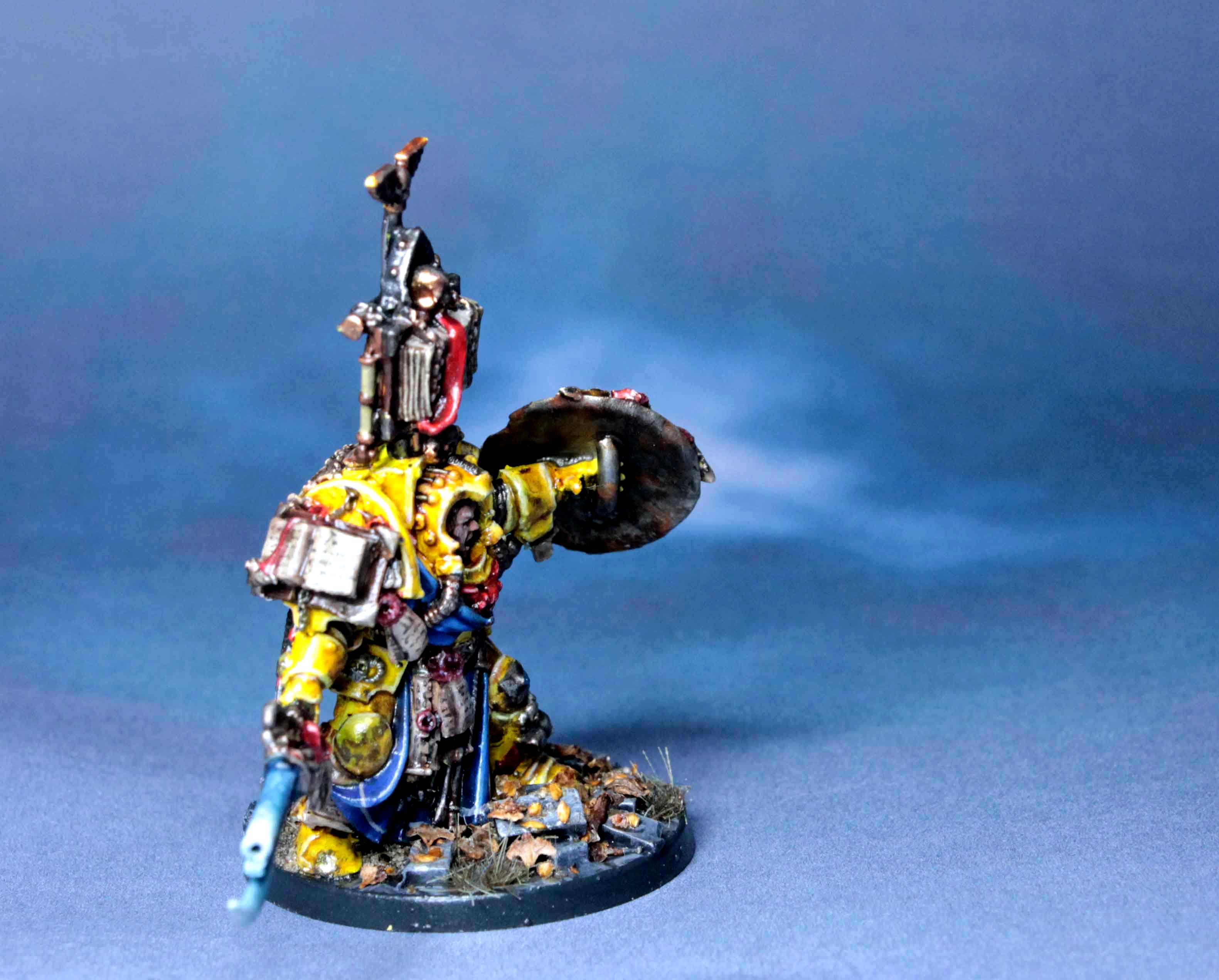 imperial fists terminator librarian