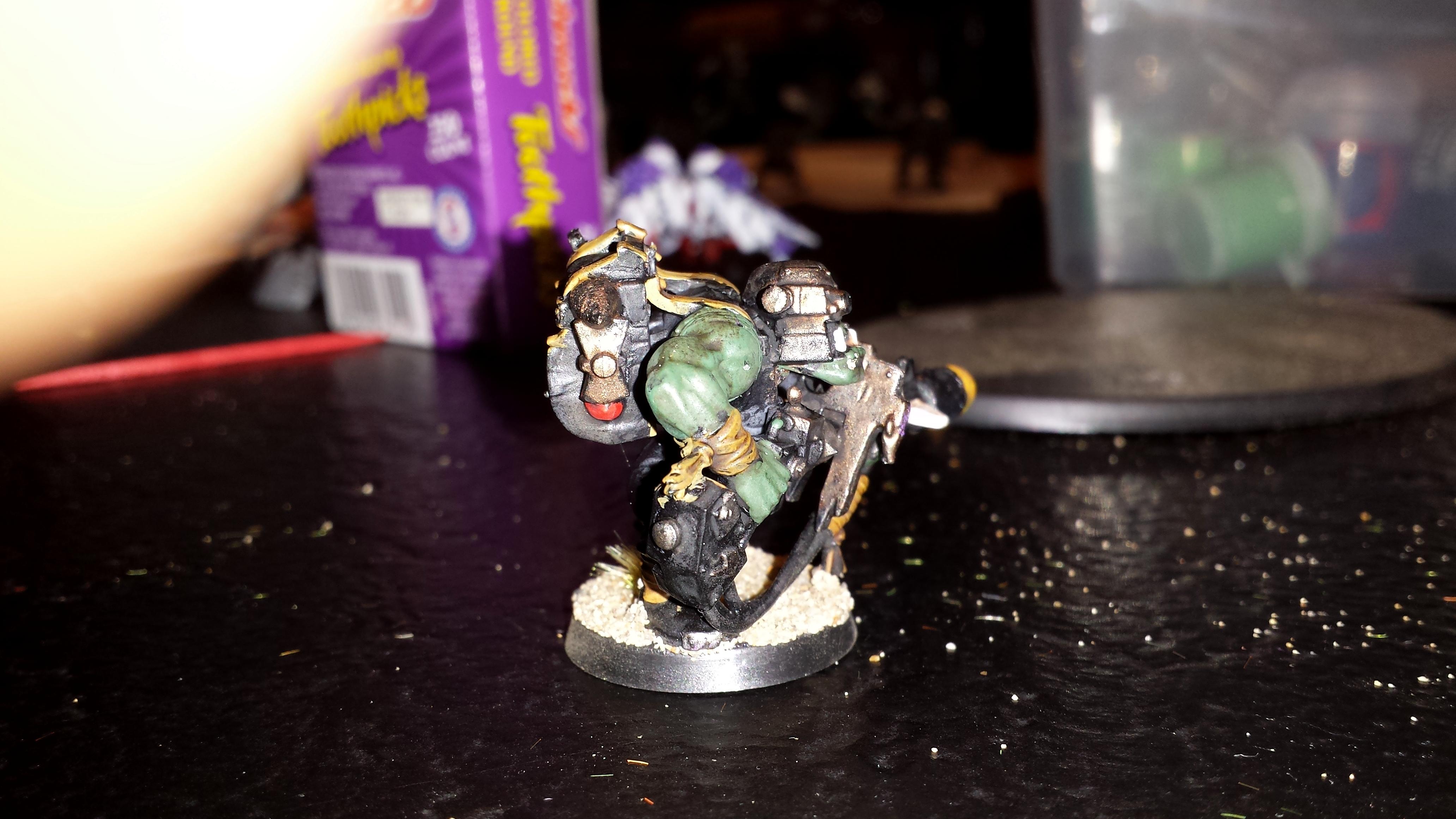 Goff, Orks, Rokkit, Rokkit Boy Right