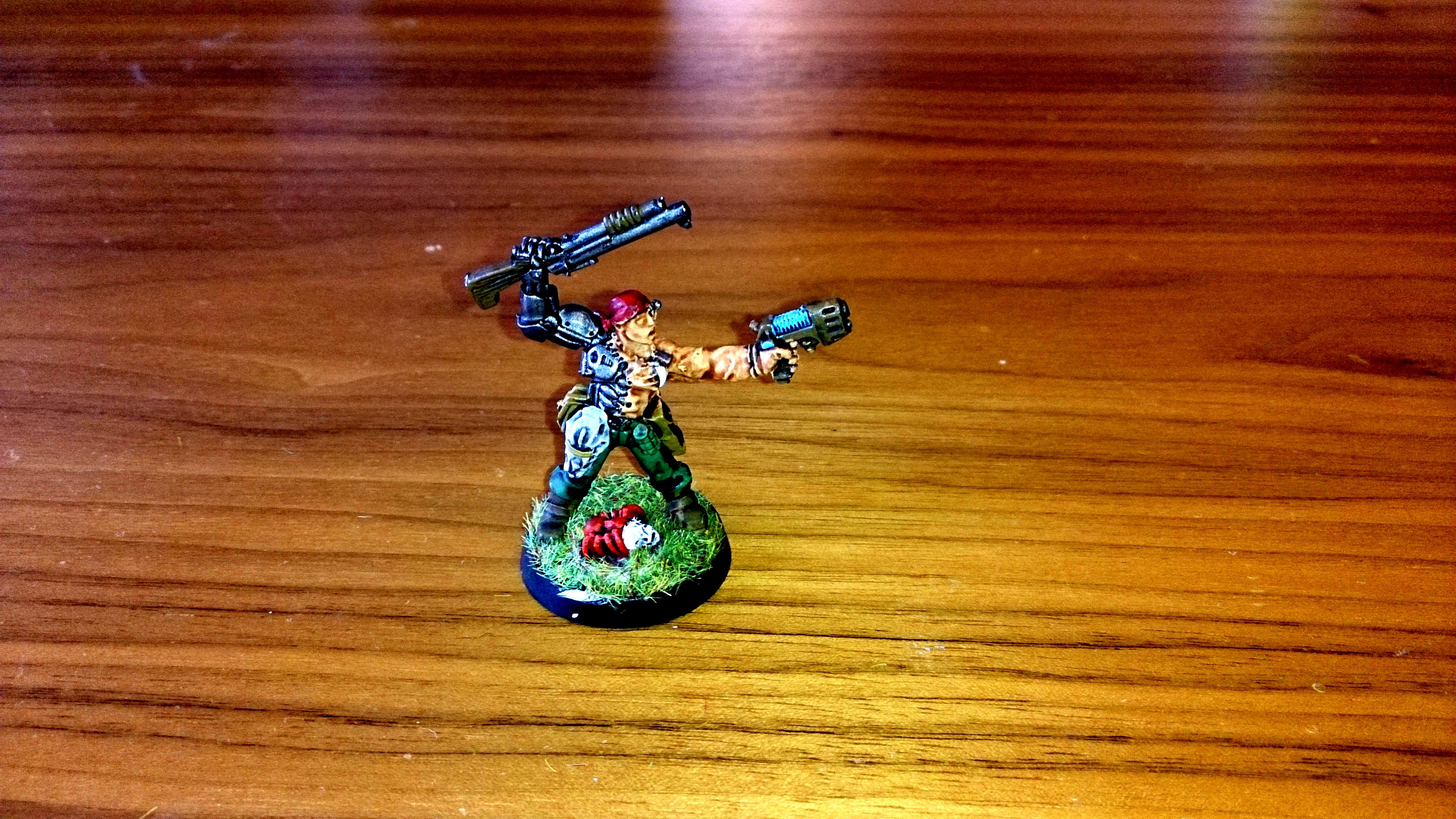 Charactar, Colone "iron Hand" Straken, Imperial Guard, Plasma Pistol