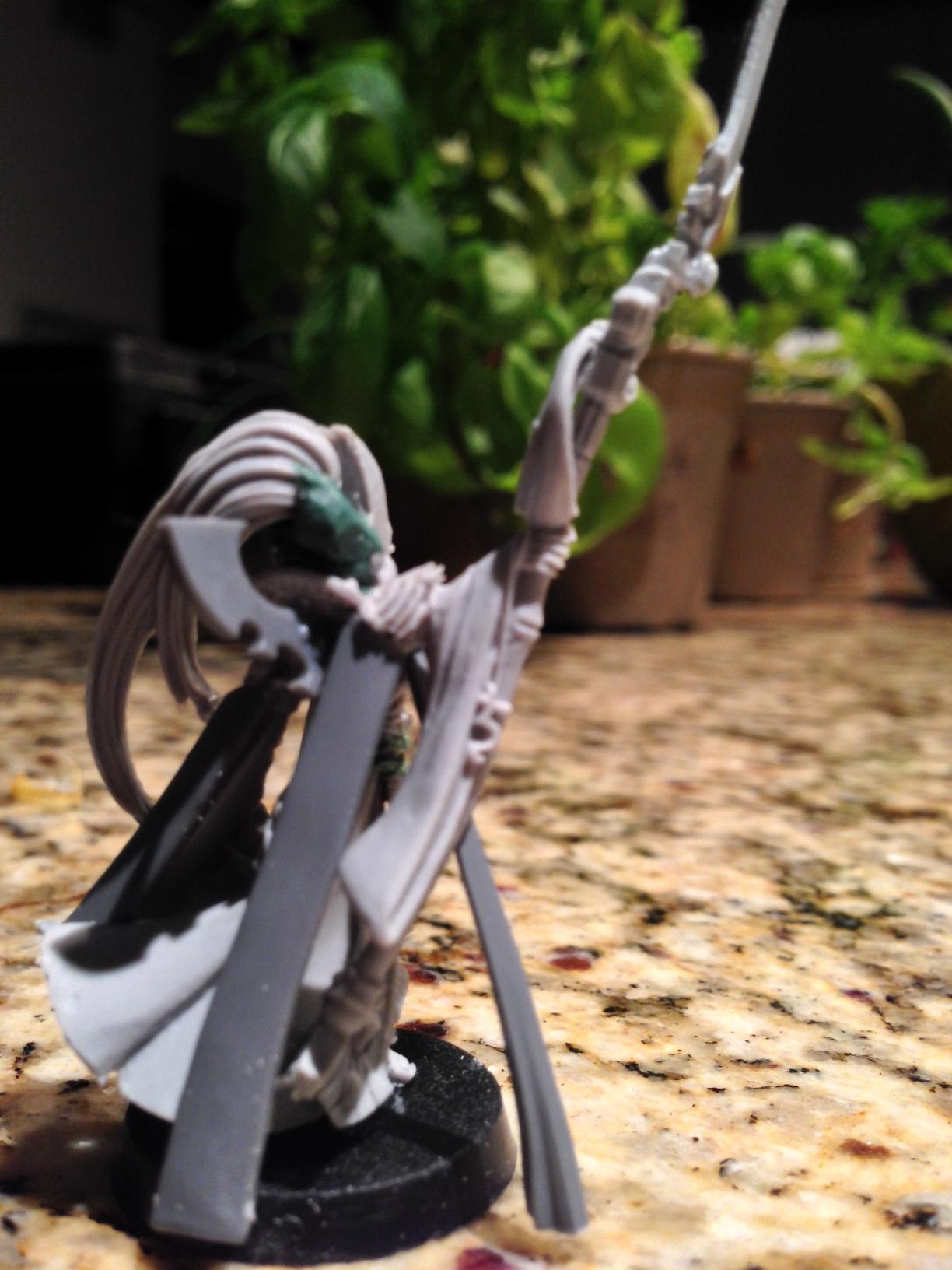 Eldar Female Farseer, Eldar Female Farseer Conversion