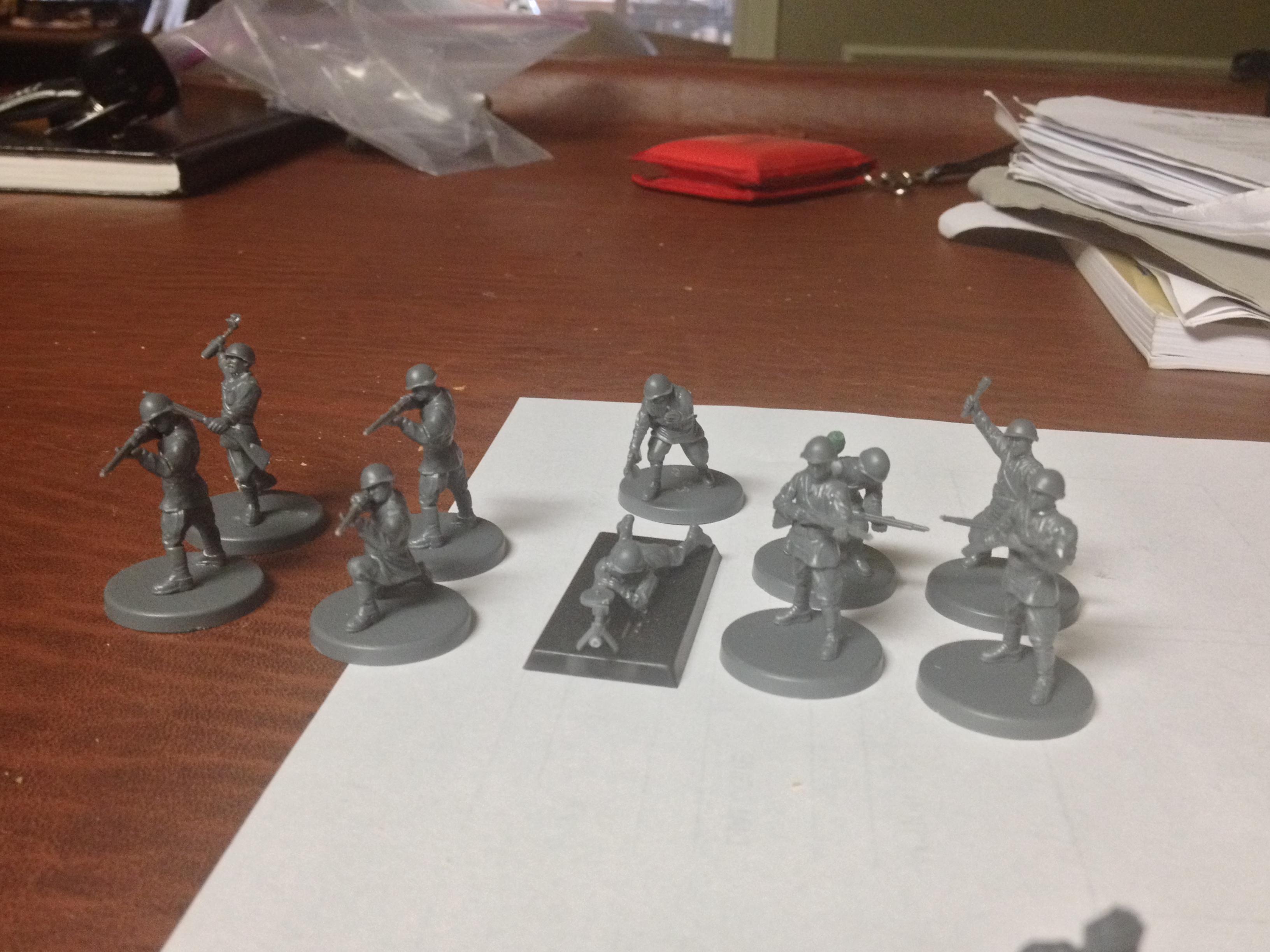 Guards rifle squad with Panzerfaust and AT grenades.  URAAA!