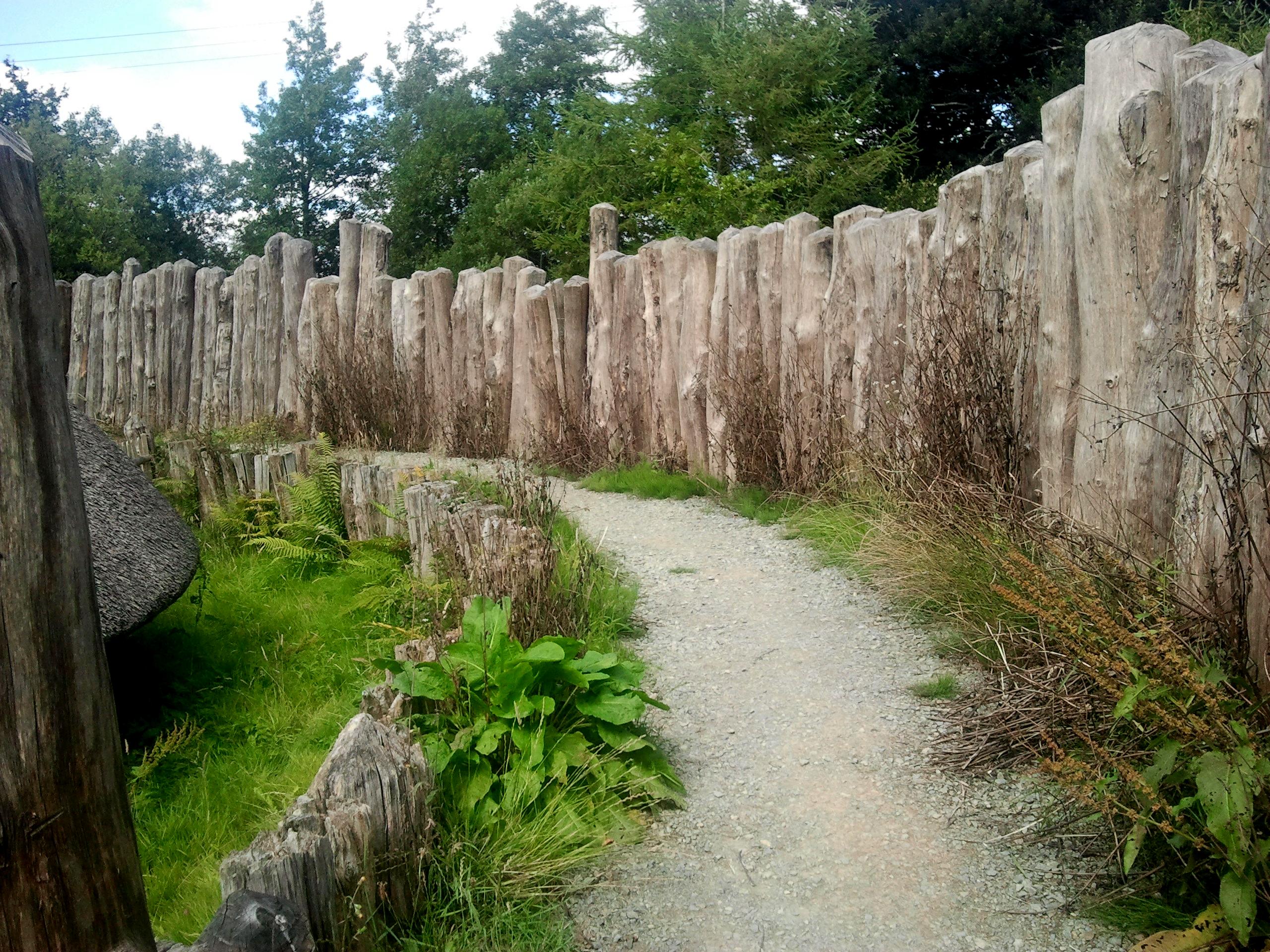 Stockade wall