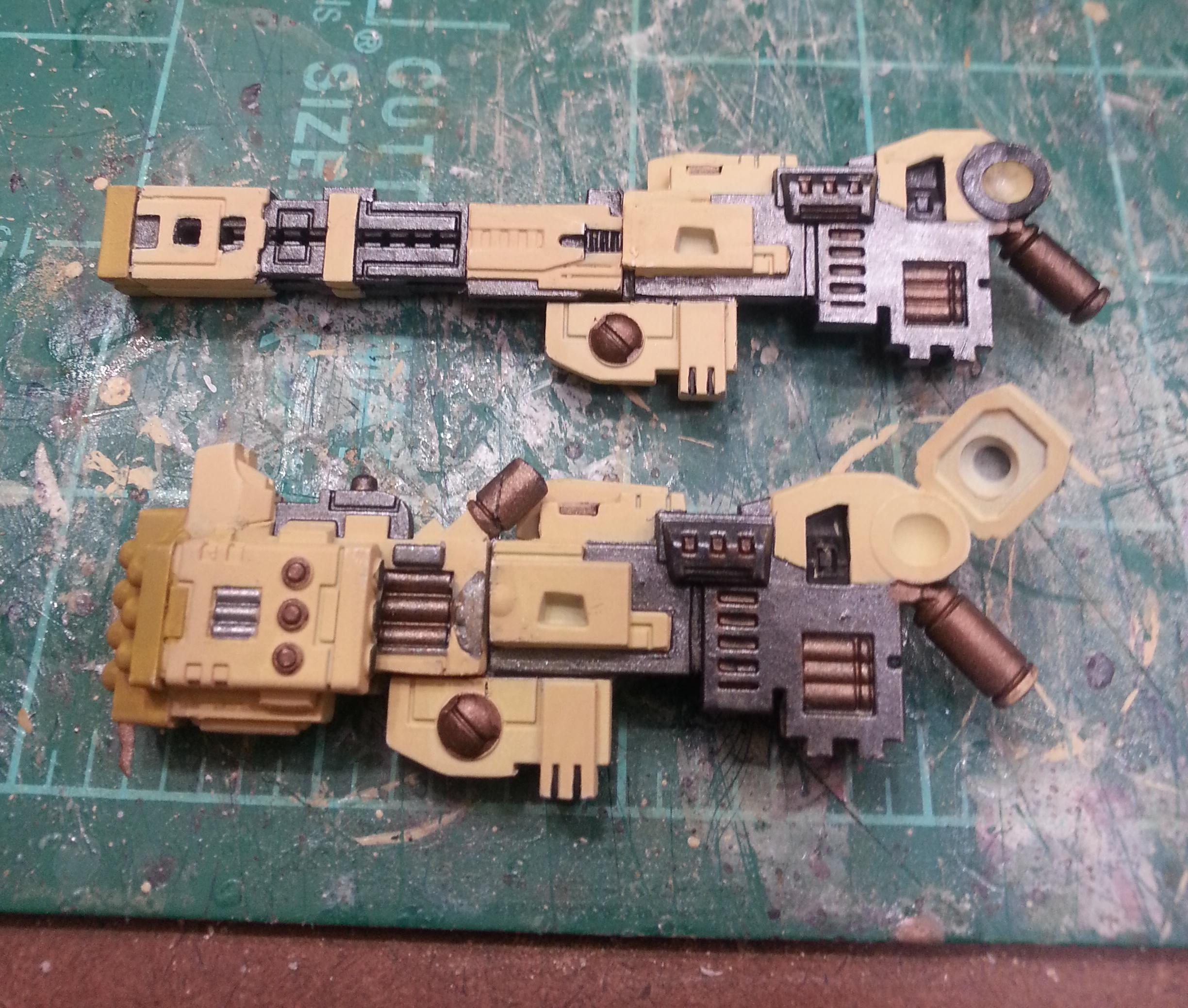 Broadside weapons attached from the back