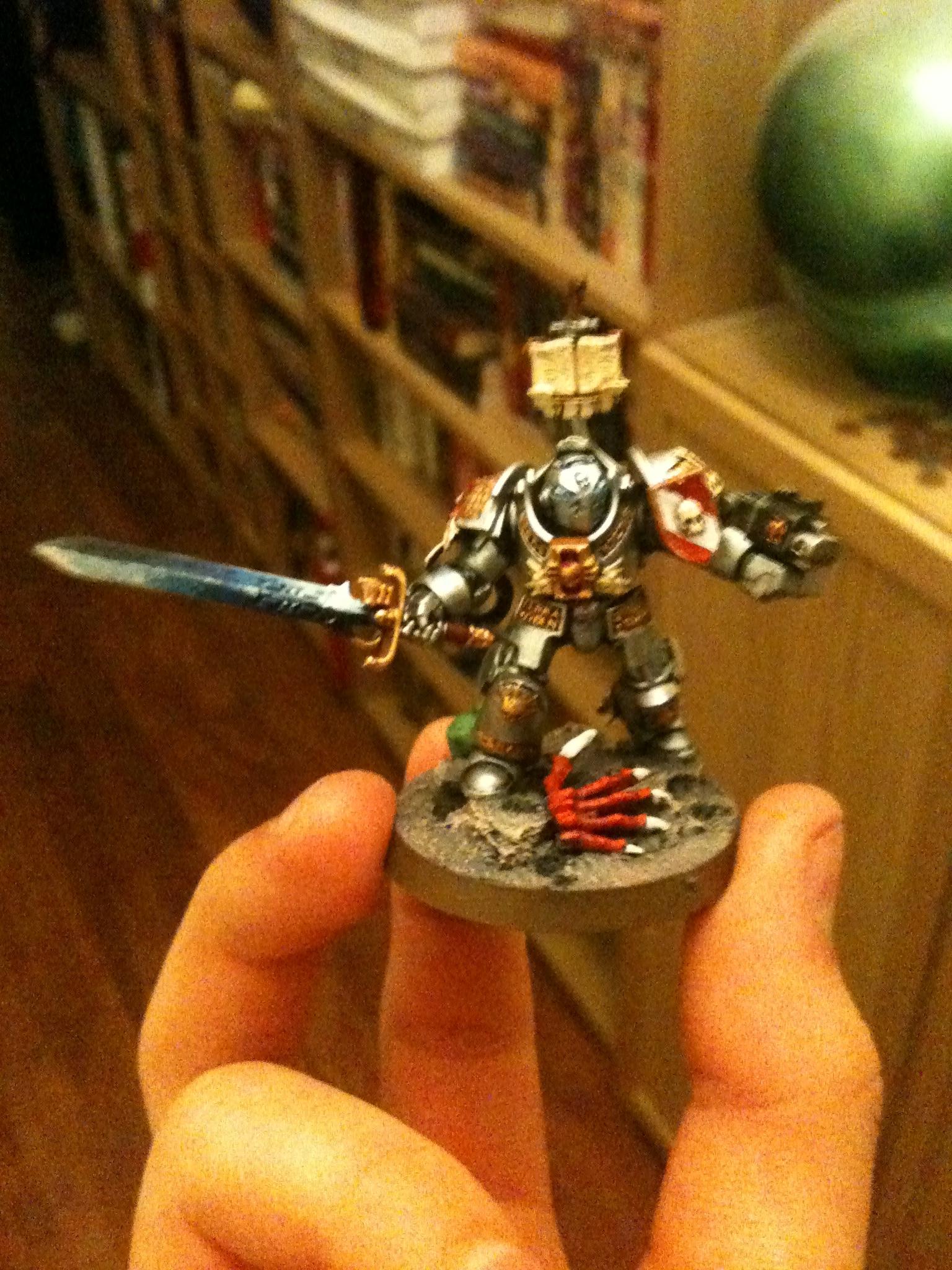 This was the first one I made and painted. A test run to see how the paints and everything work, ie glazes and basing. 