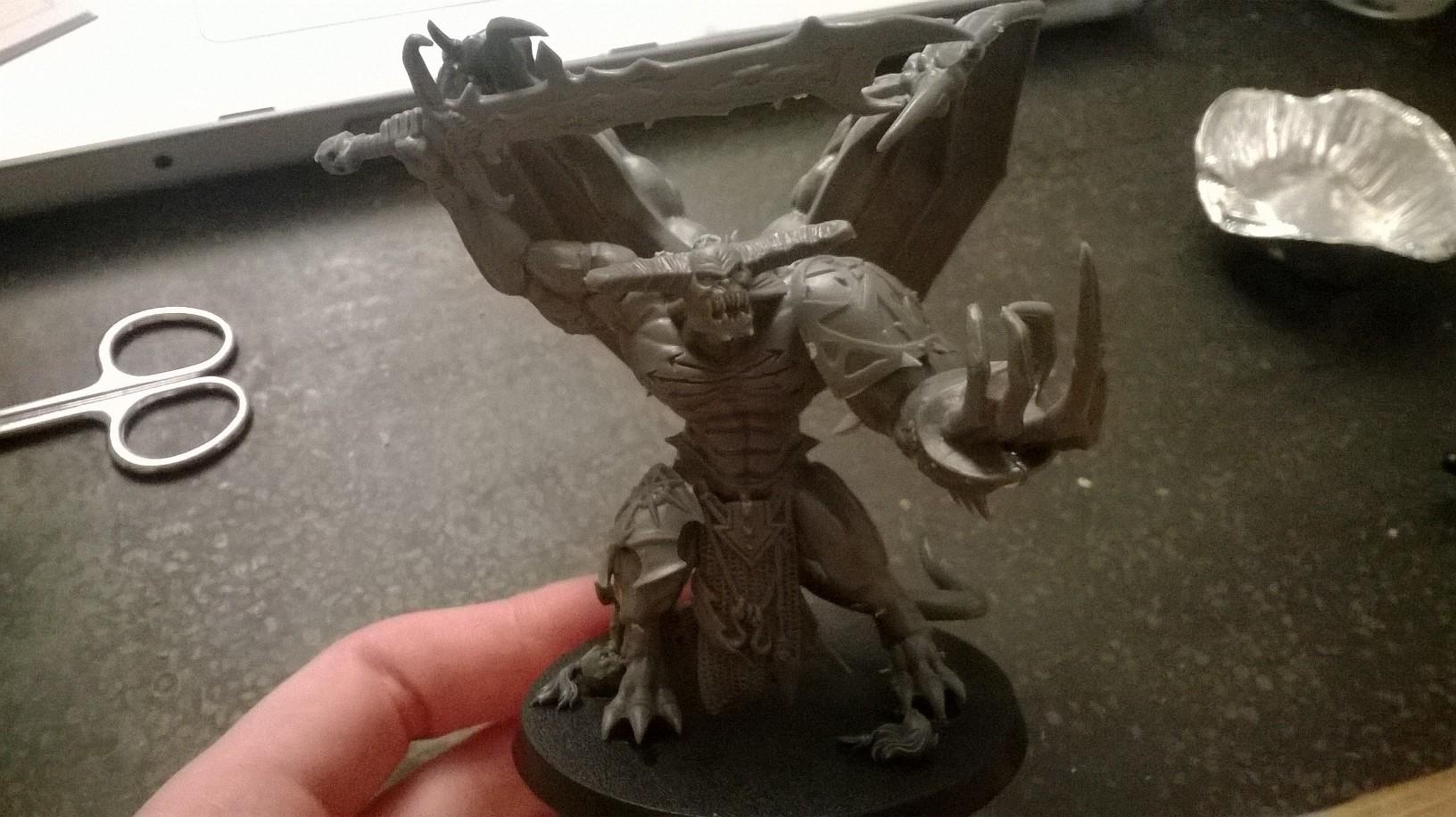 New Daemon Prince model ready for painting