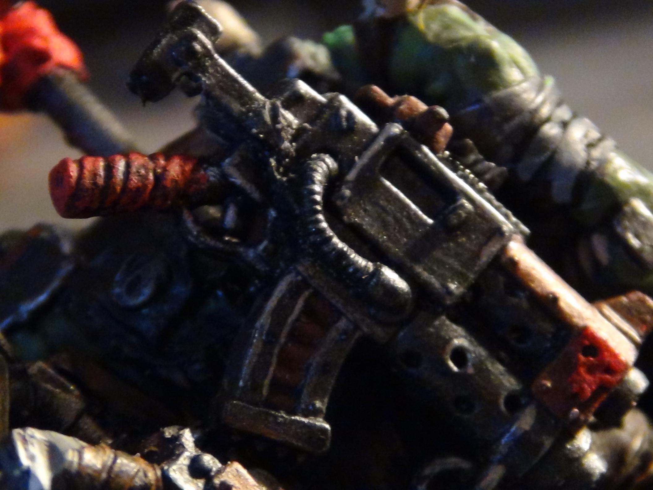 The shoota was fixed with one of the pistol grips from the bosspole