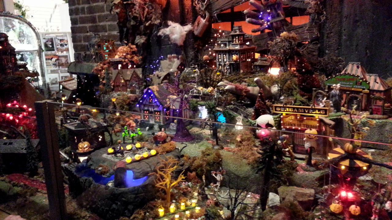 Halloween Scene 2