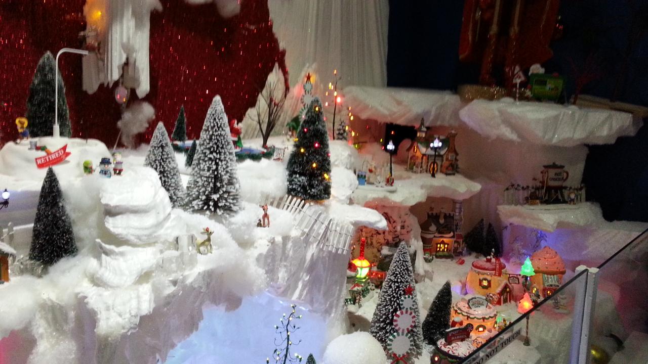 Christmas Scene 11