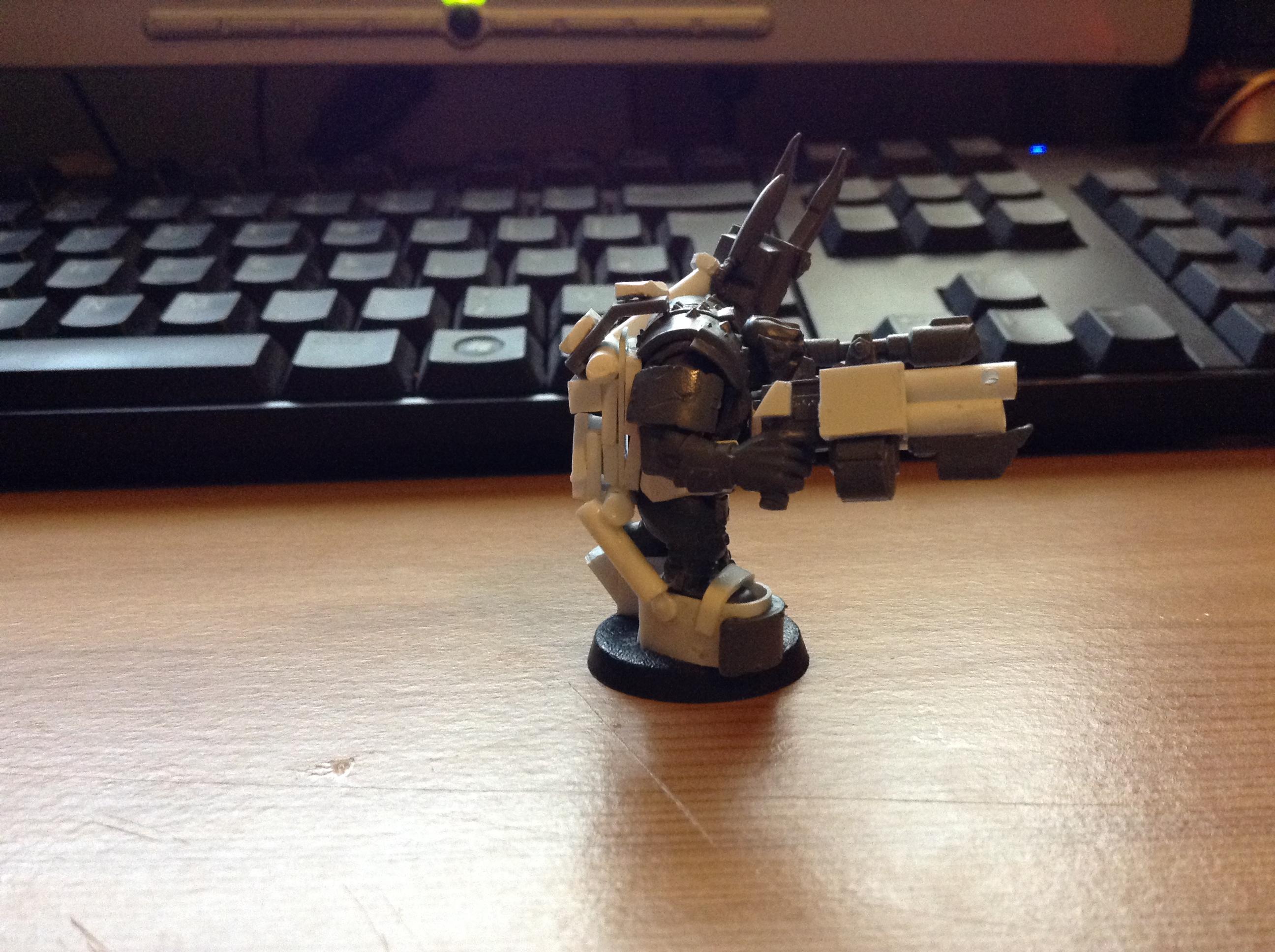 Mega - Armour, Orks, Power Claw, Warboss