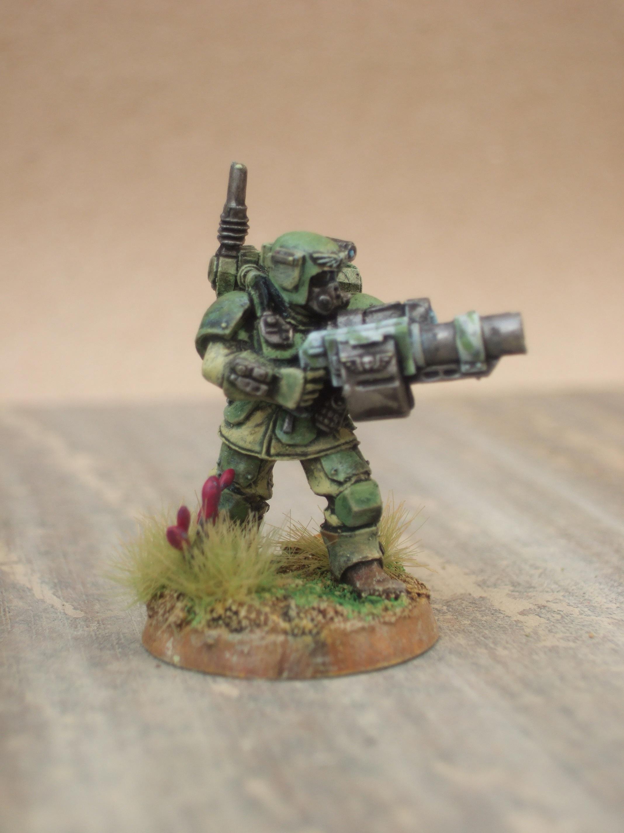 Imperial Guard, grenade!