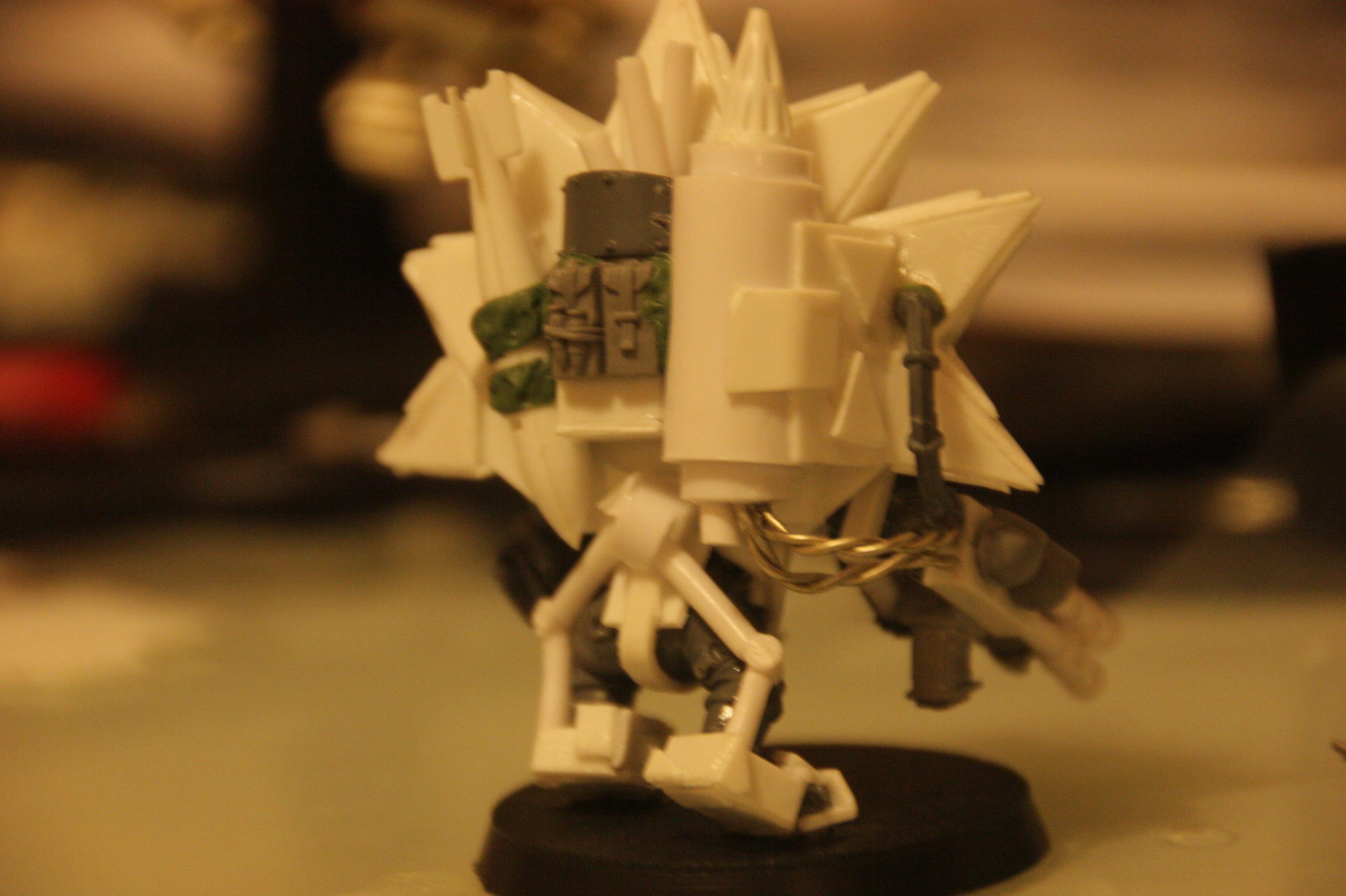 Ork Meganob - Scratchbuilt - (Da sun) - behind