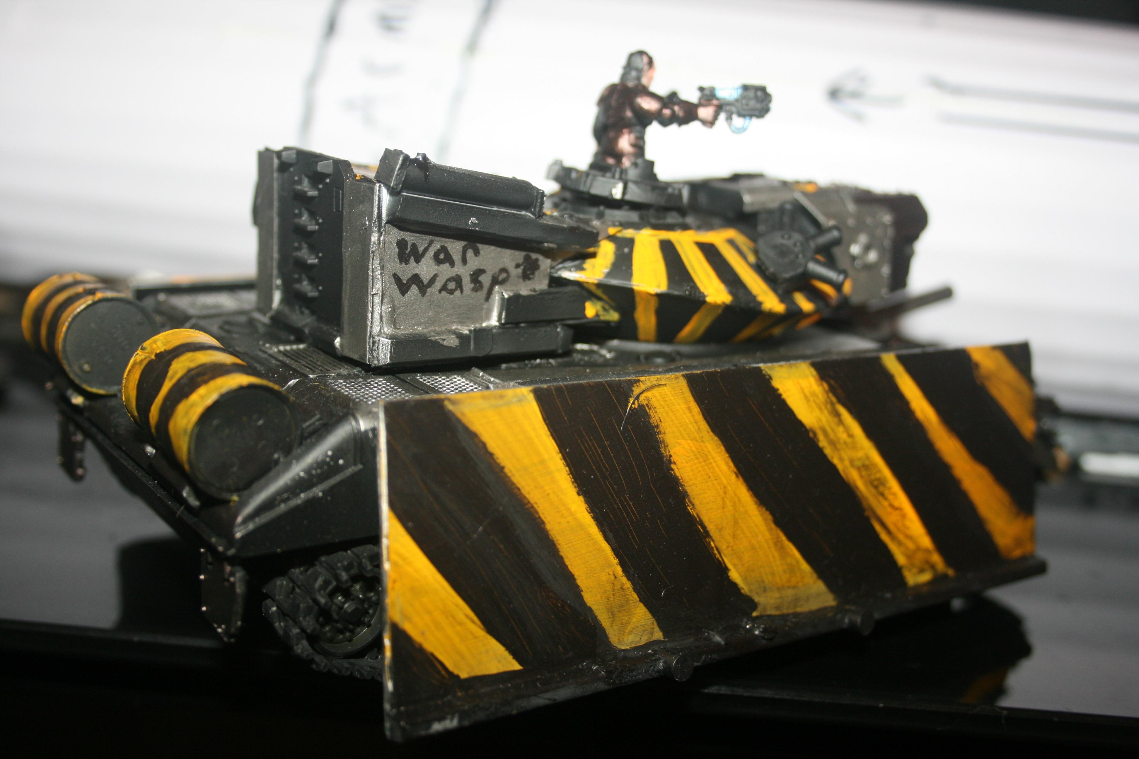 Warp Wasp, rear